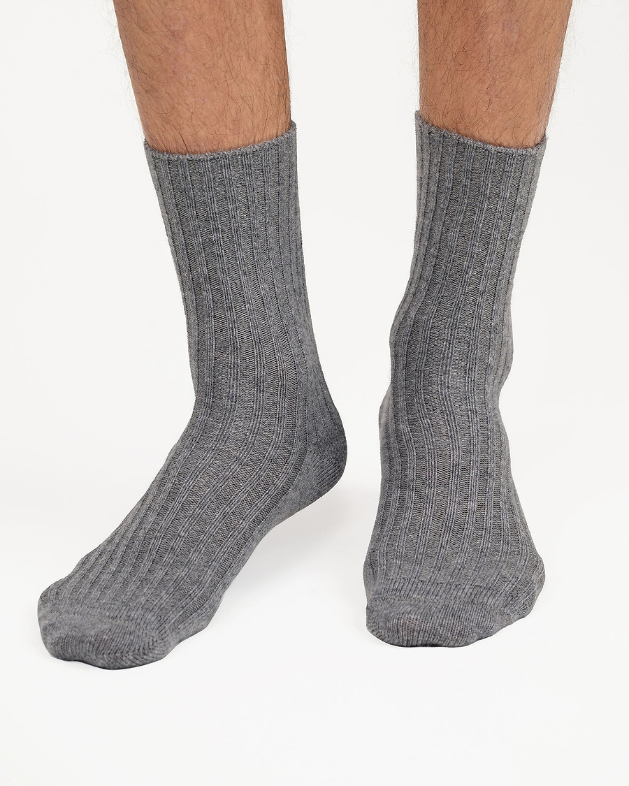 Men's Essential Socks - Medium Grey