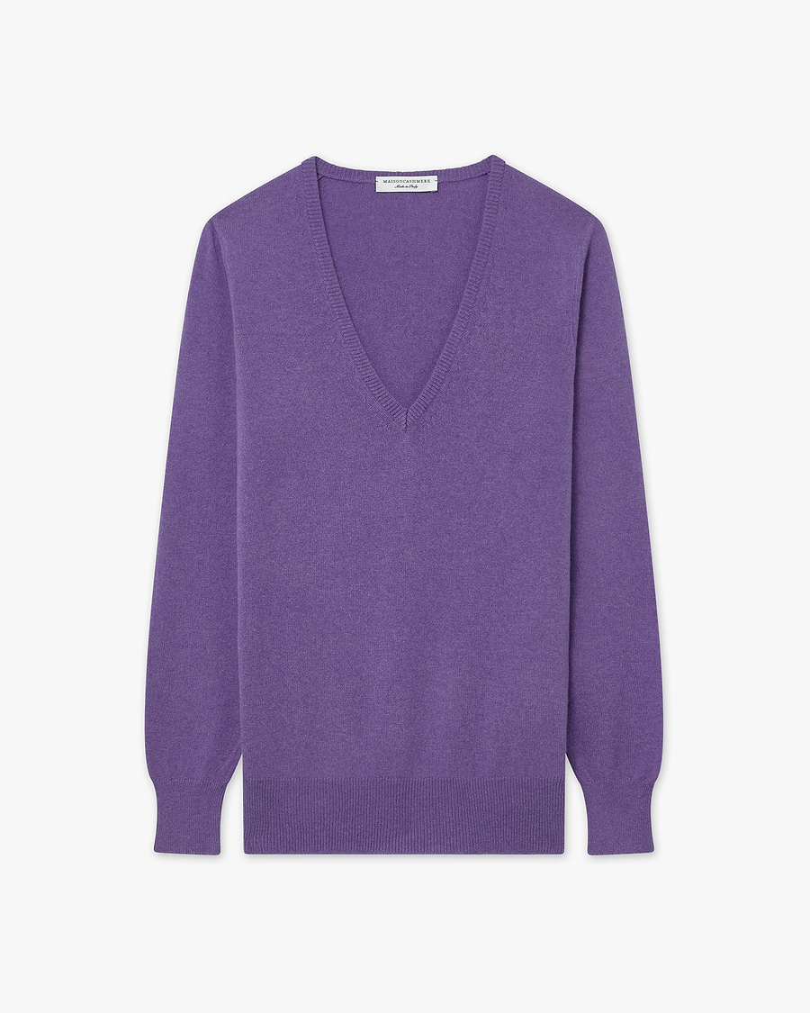 Women's Essential V-Neck Sweater - Lavender - Archive