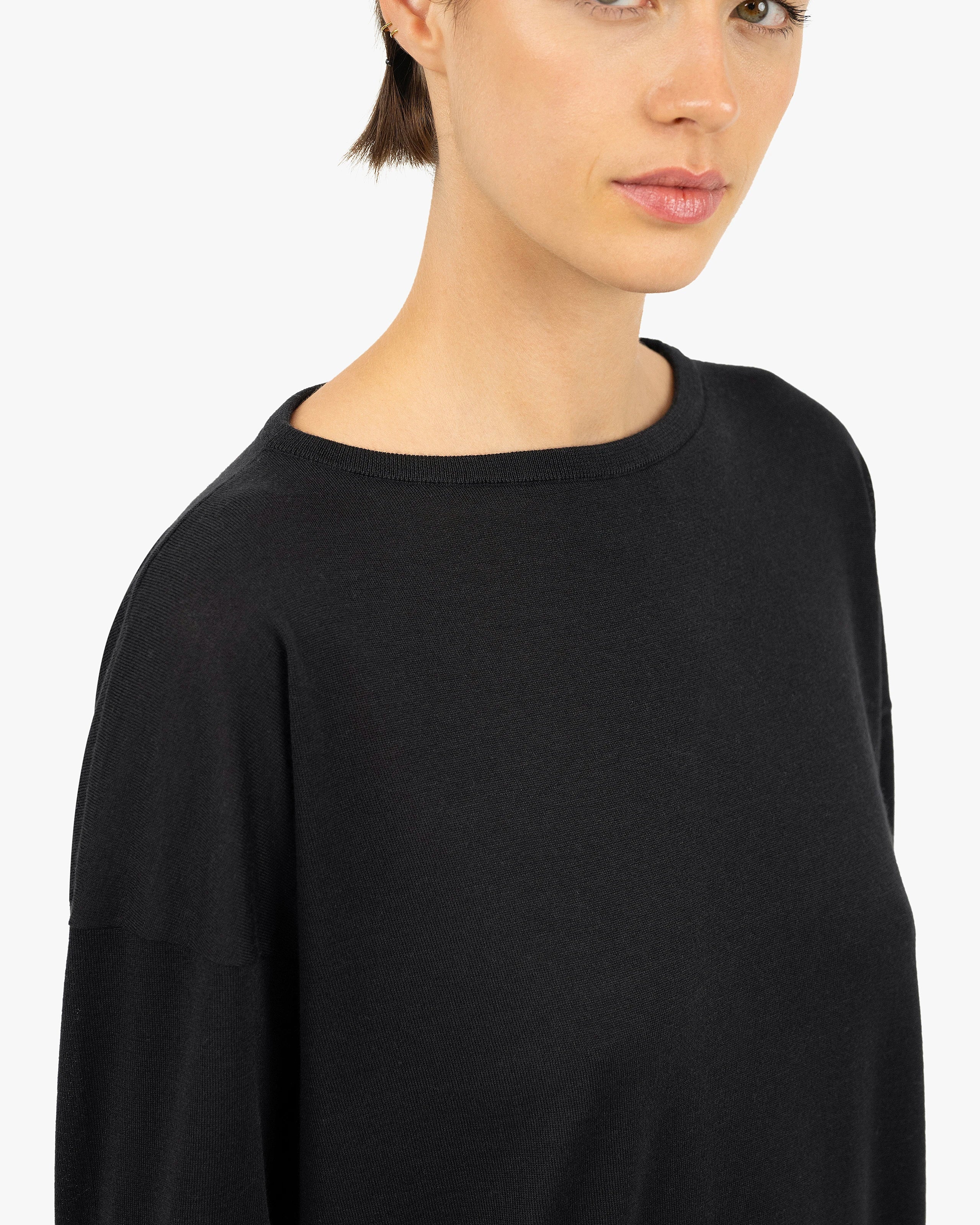 Belvoir Boat Neck Sweater - Black Cashmere / Seta
