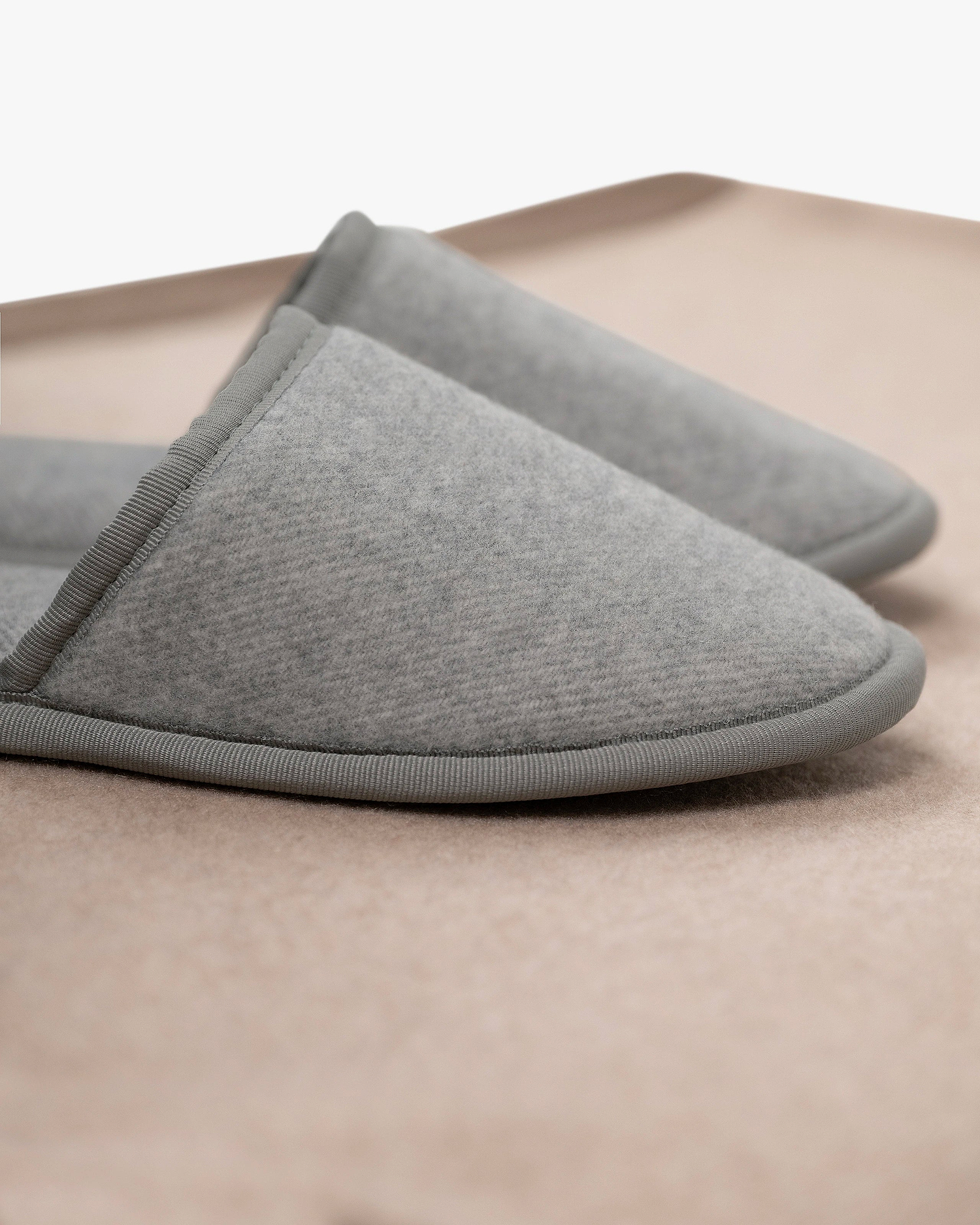 Alphea Slippers - Grey Cashmere