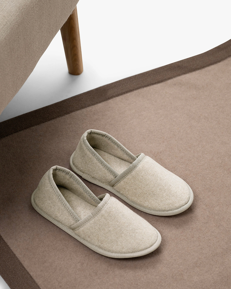 Kumo Slippers - Beige Cashmere