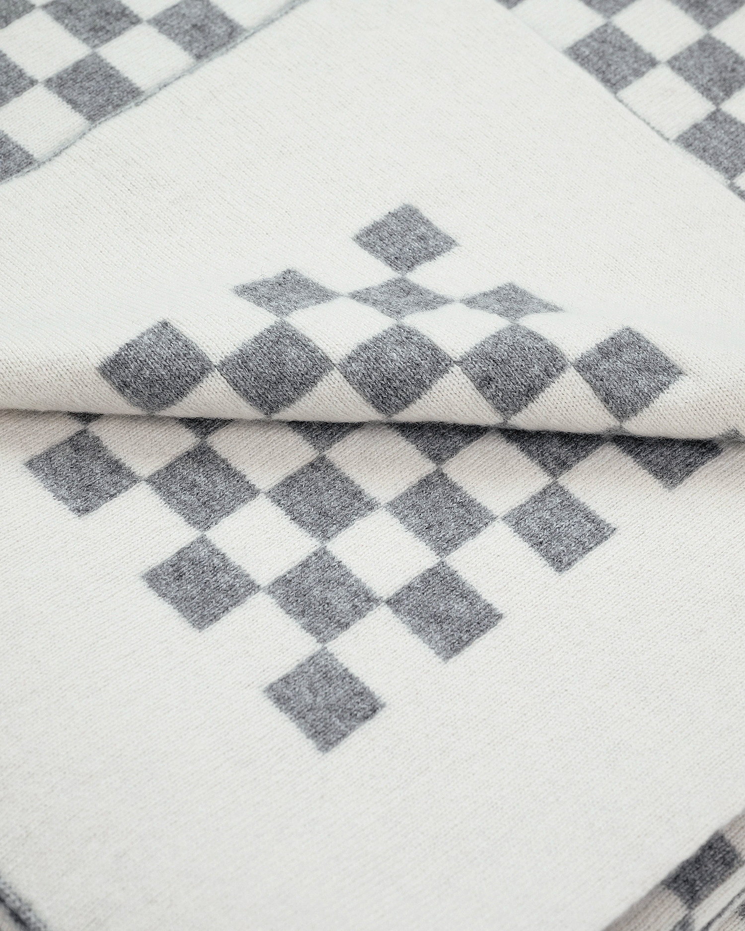 Damier Blanket - Medium Grey Cashmere