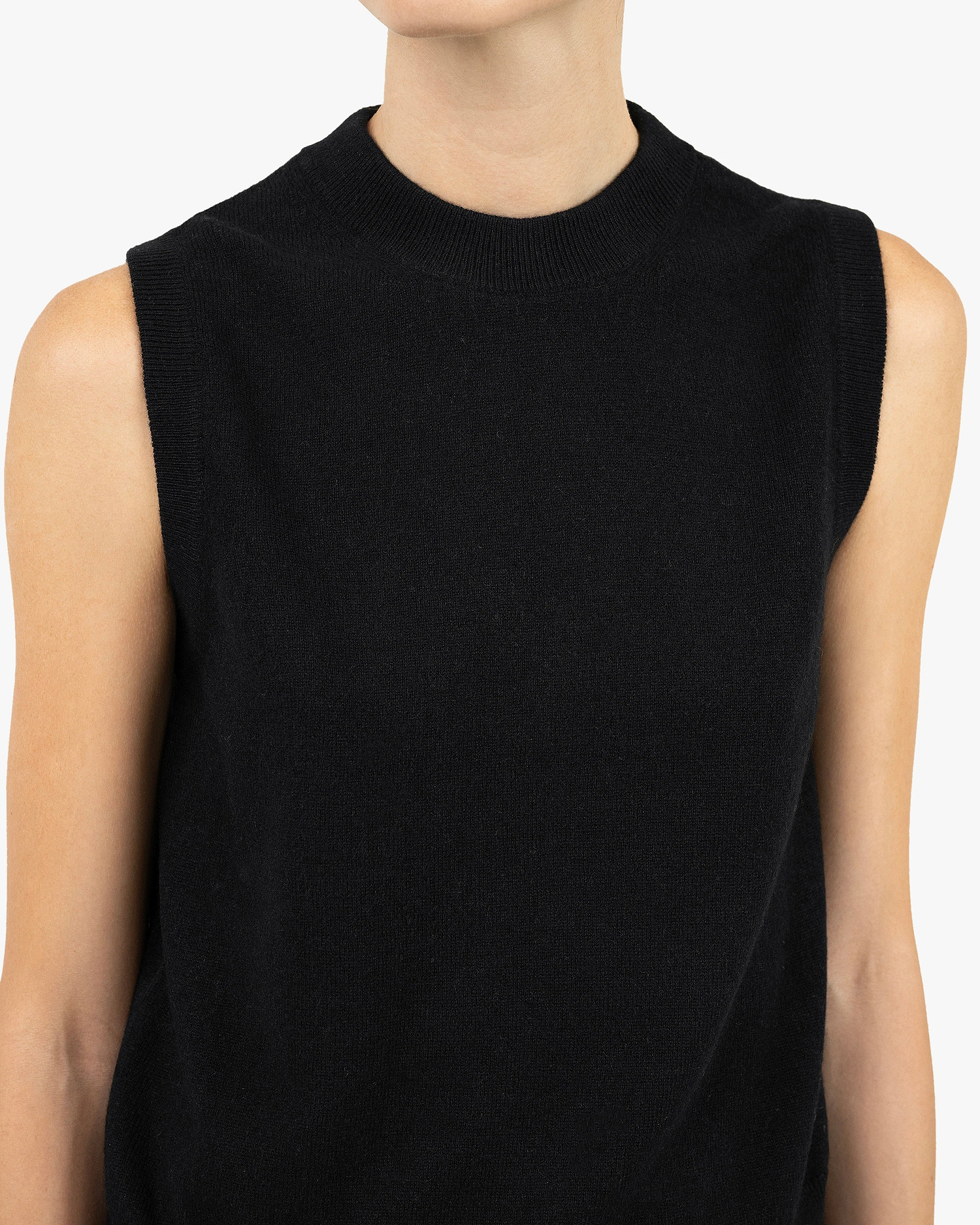 Essential Top - Black Cashmere