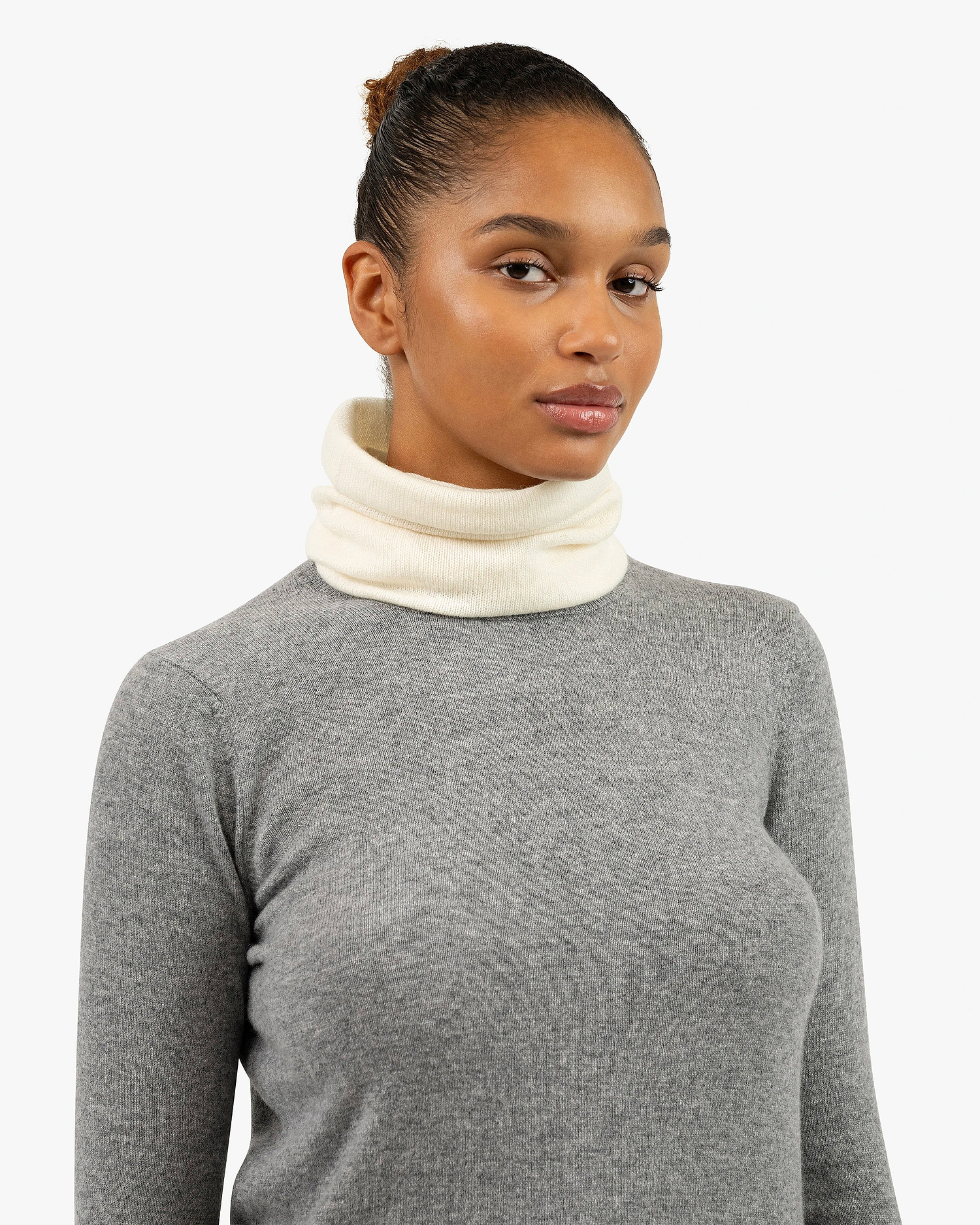 Essential Neck Warmer - White Cashmere