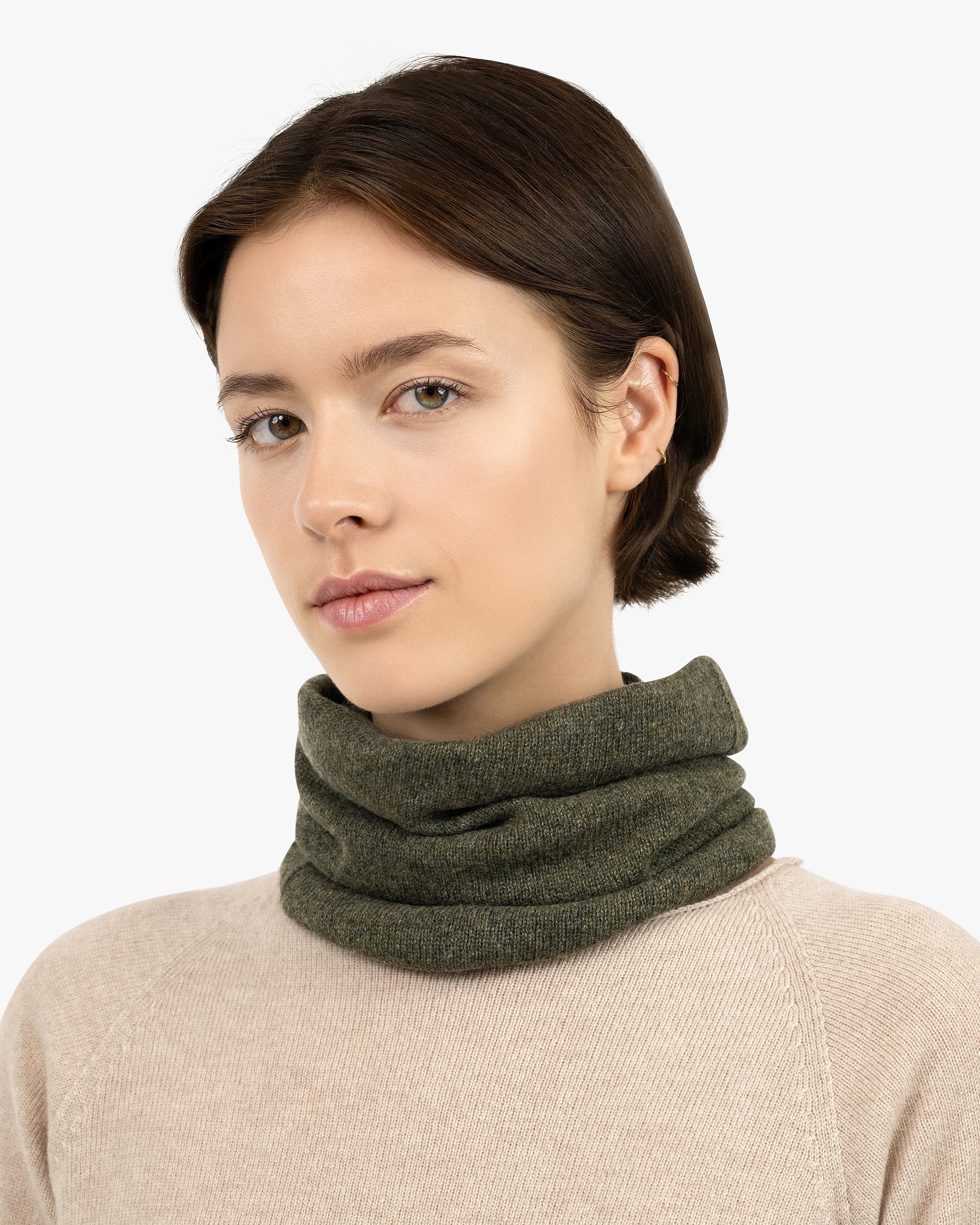 Essential Neck Warmer - Green Cashmere