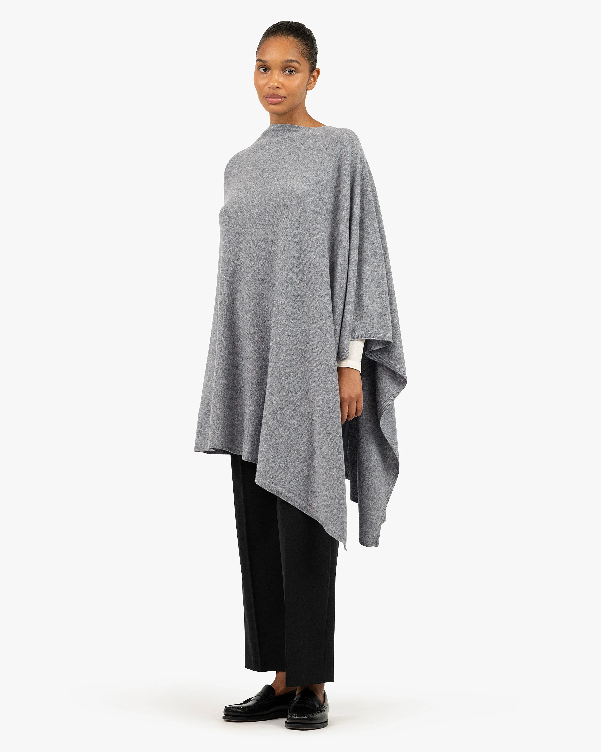 Mayfair Poncho - Medium Grey Cashmere