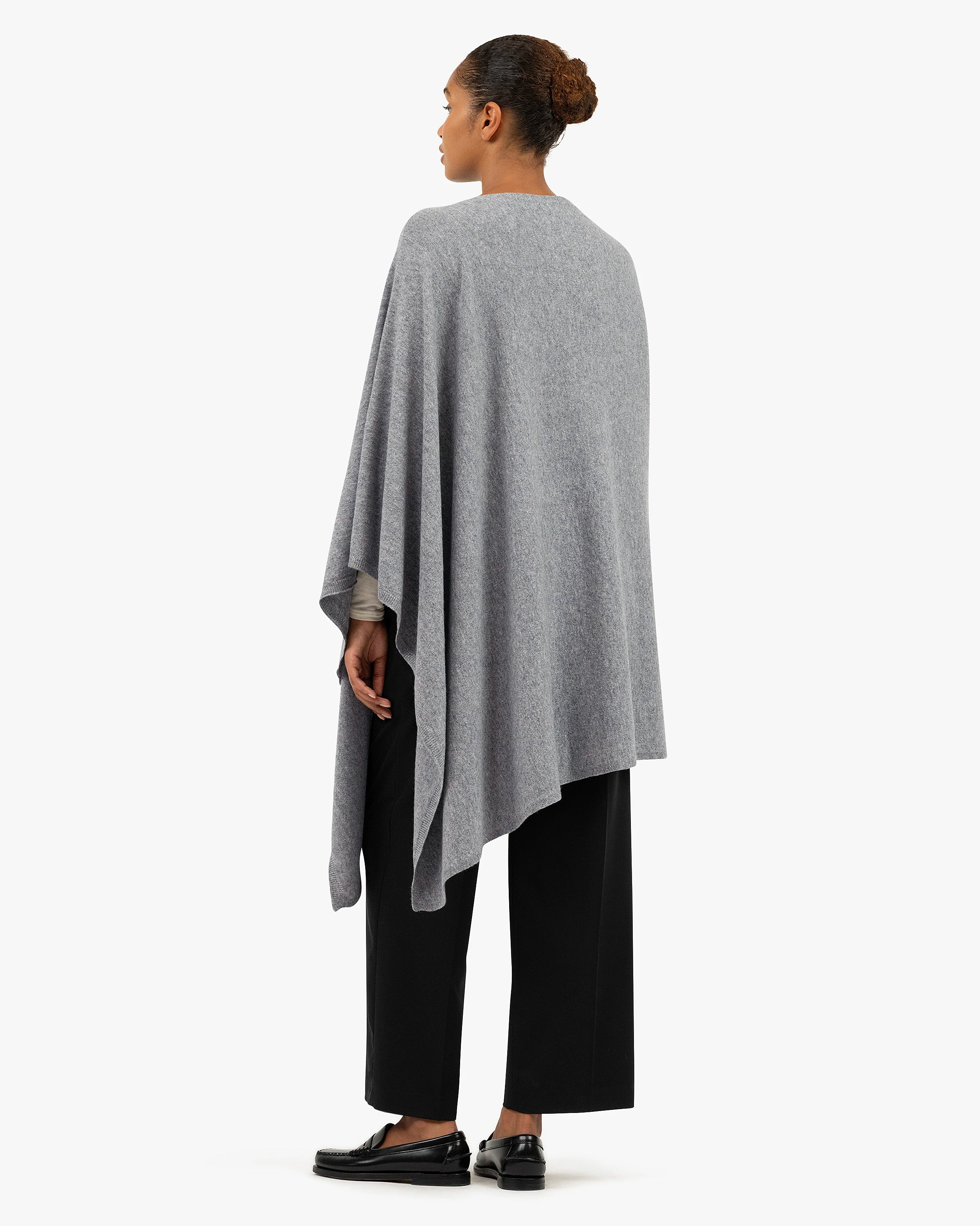 Mayfair Poncho - Medium Grey Cashmere