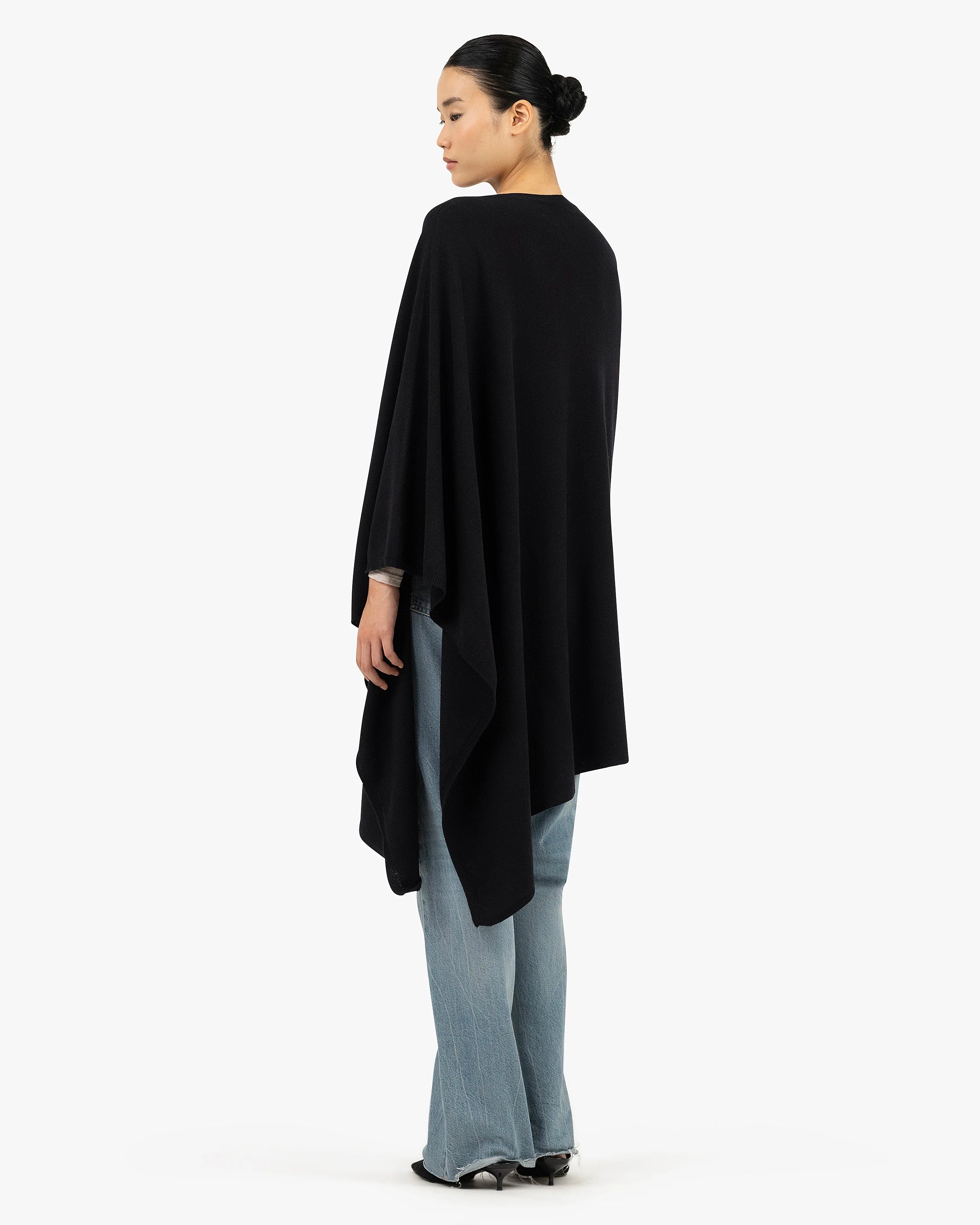 Mayfair Poncho - Black Cashmere