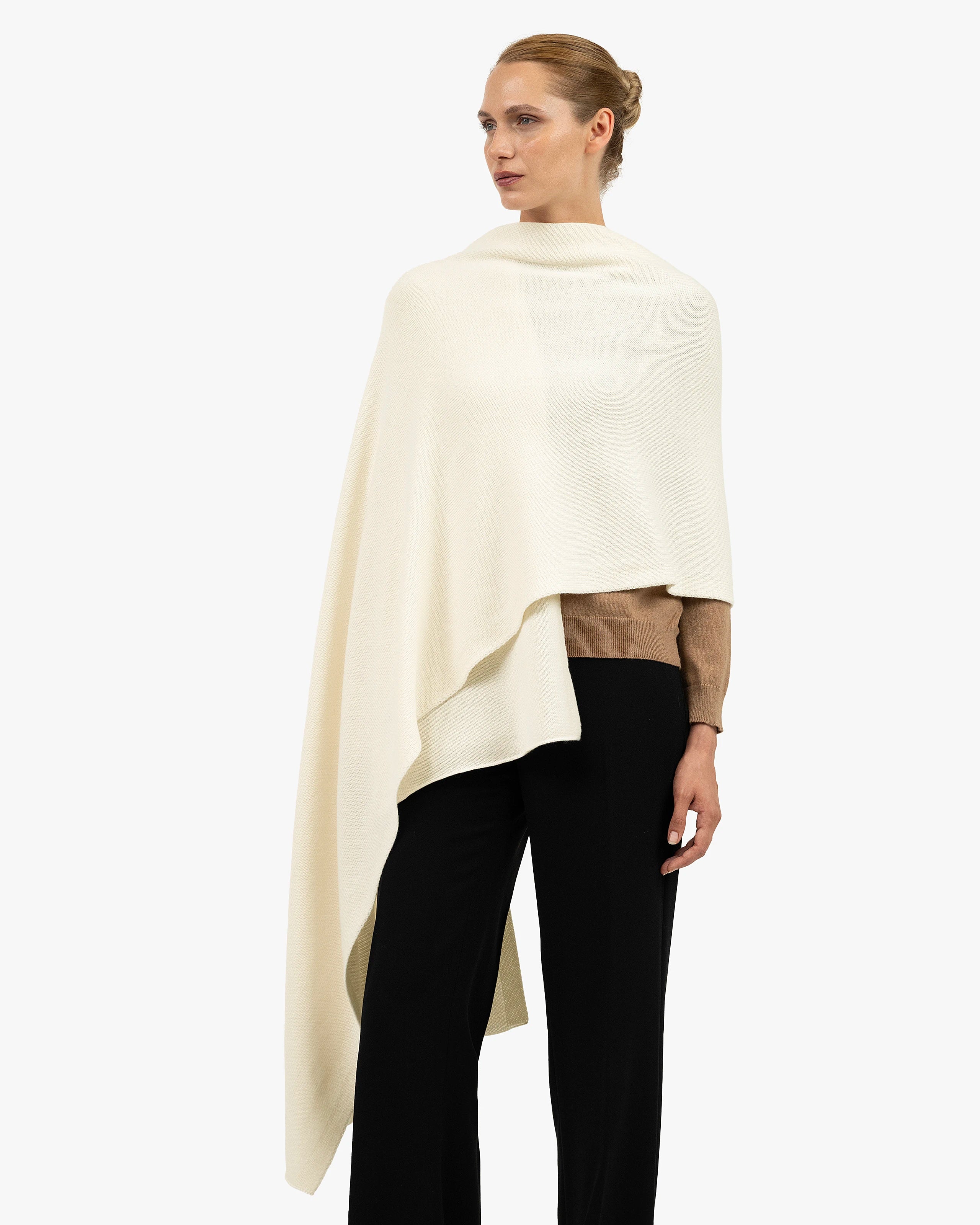Courmayeur Maxi Wrap - White Cashmere