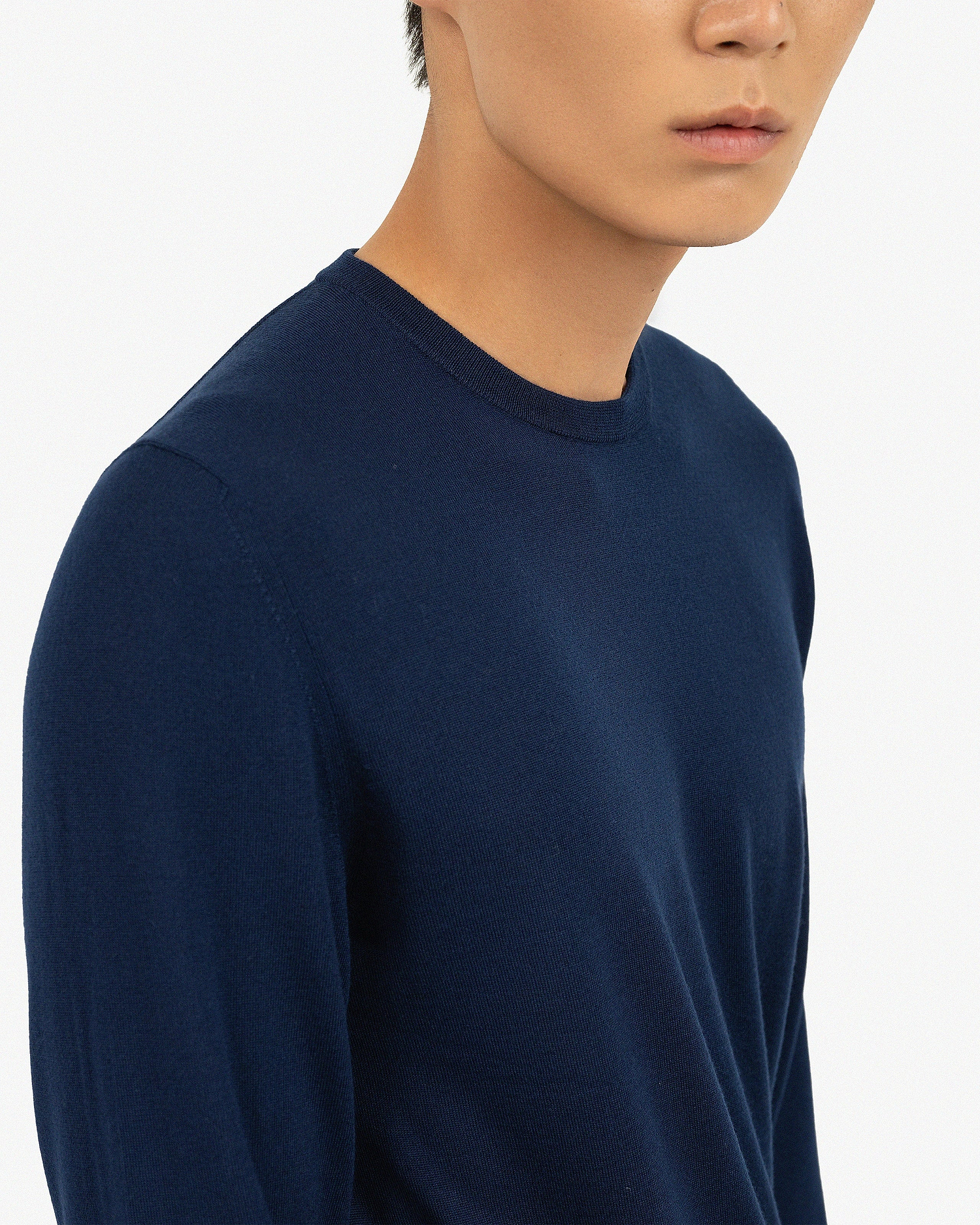Men's Belmond Crew Neck Sweater - Blue Merino Superfine