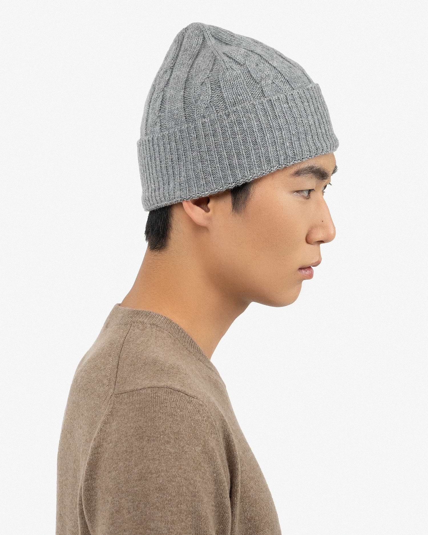 Cable Knit Cashmere Hat for Men - Medium Grey | MaisonCashmere Cable Knit Cashmere Hat for Men - Medium Grey | MaisonCashmere