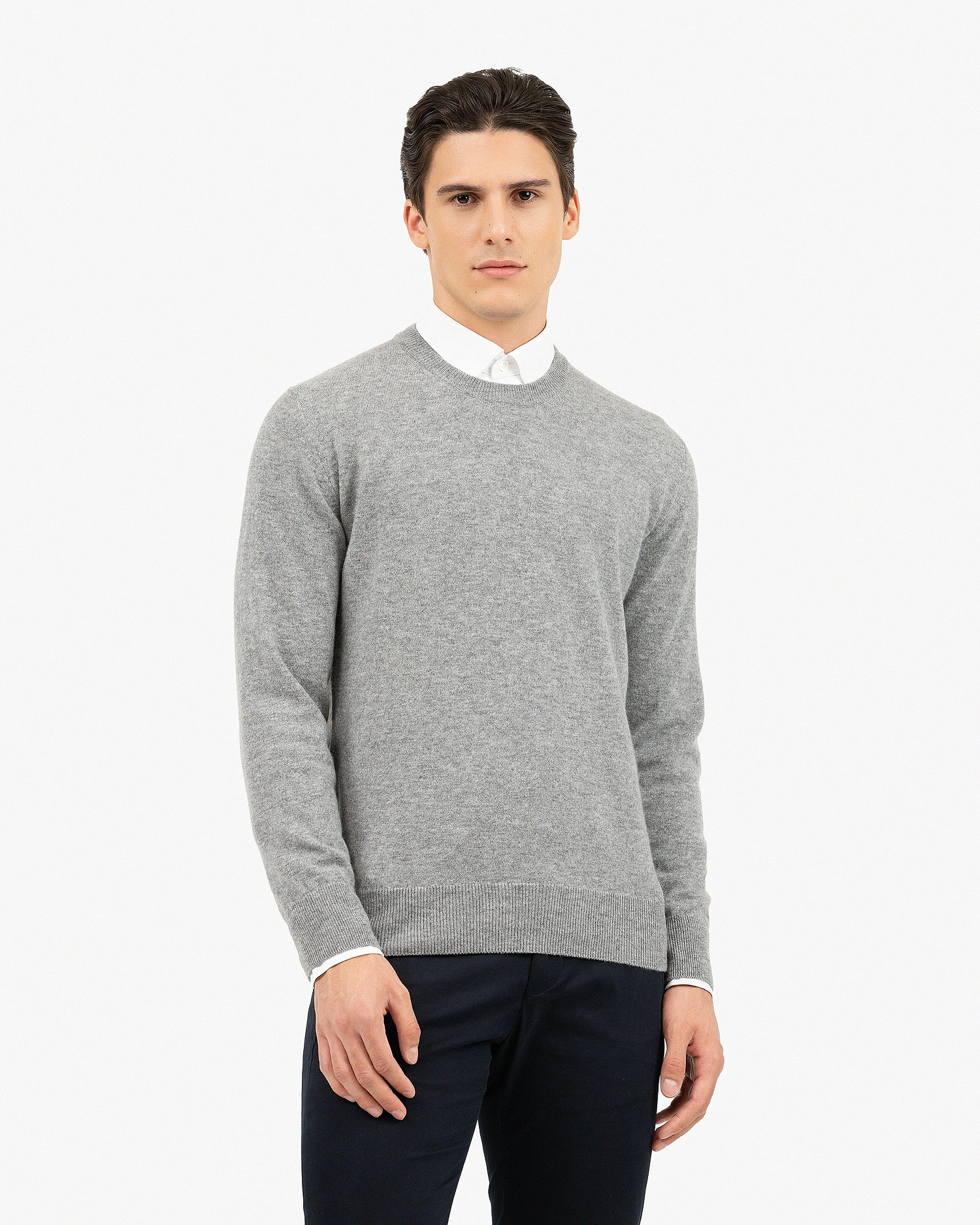 Men's Classic Crew Neck Sweater - Medium Grey Cashmere