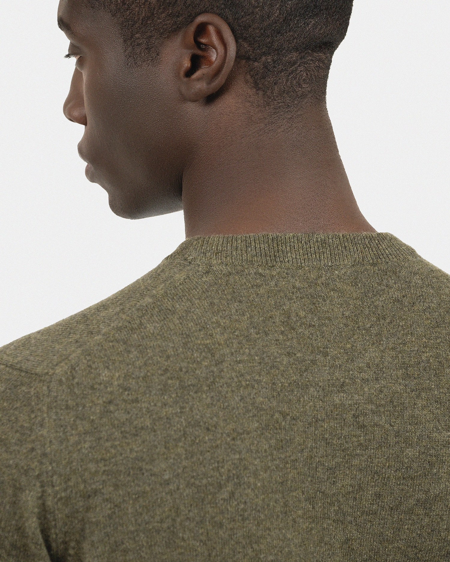 Men's Classic Crew Neck Sweater - Green Cashmere
