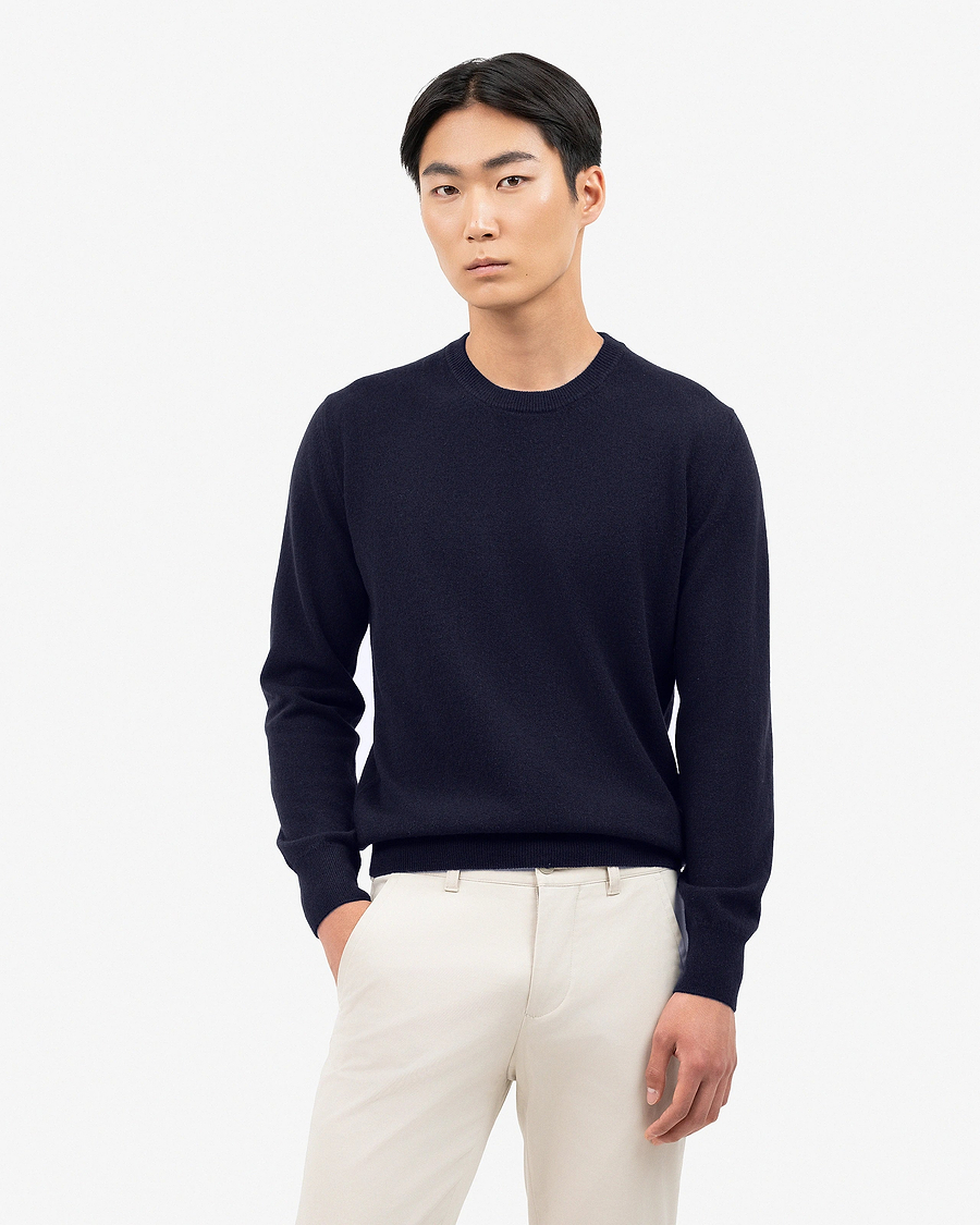 Men's Classic Crew Neck Sweater - Night Blue Cashmere