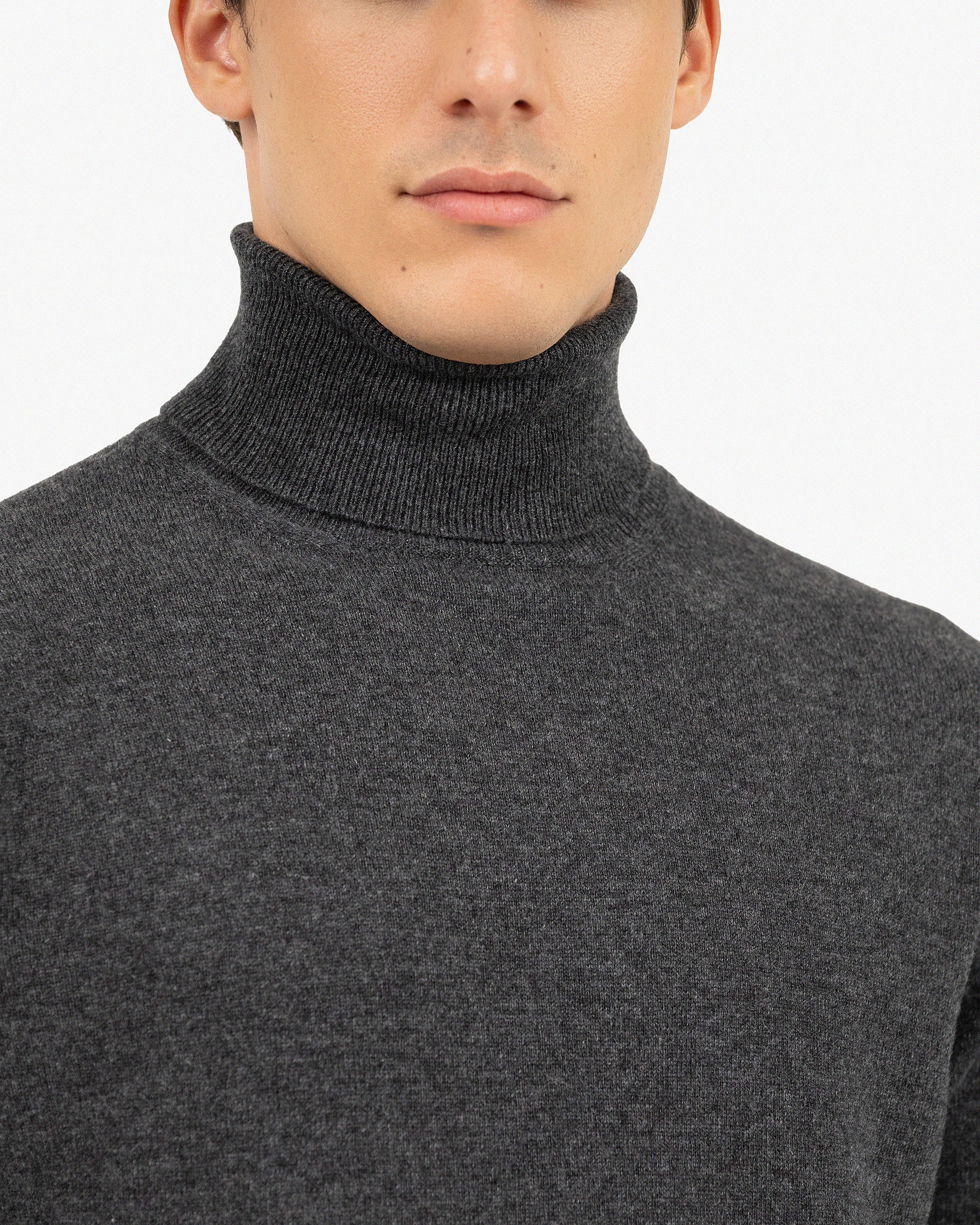 Men's Classic Turtleneck Sweater - Charcoal Cashmere