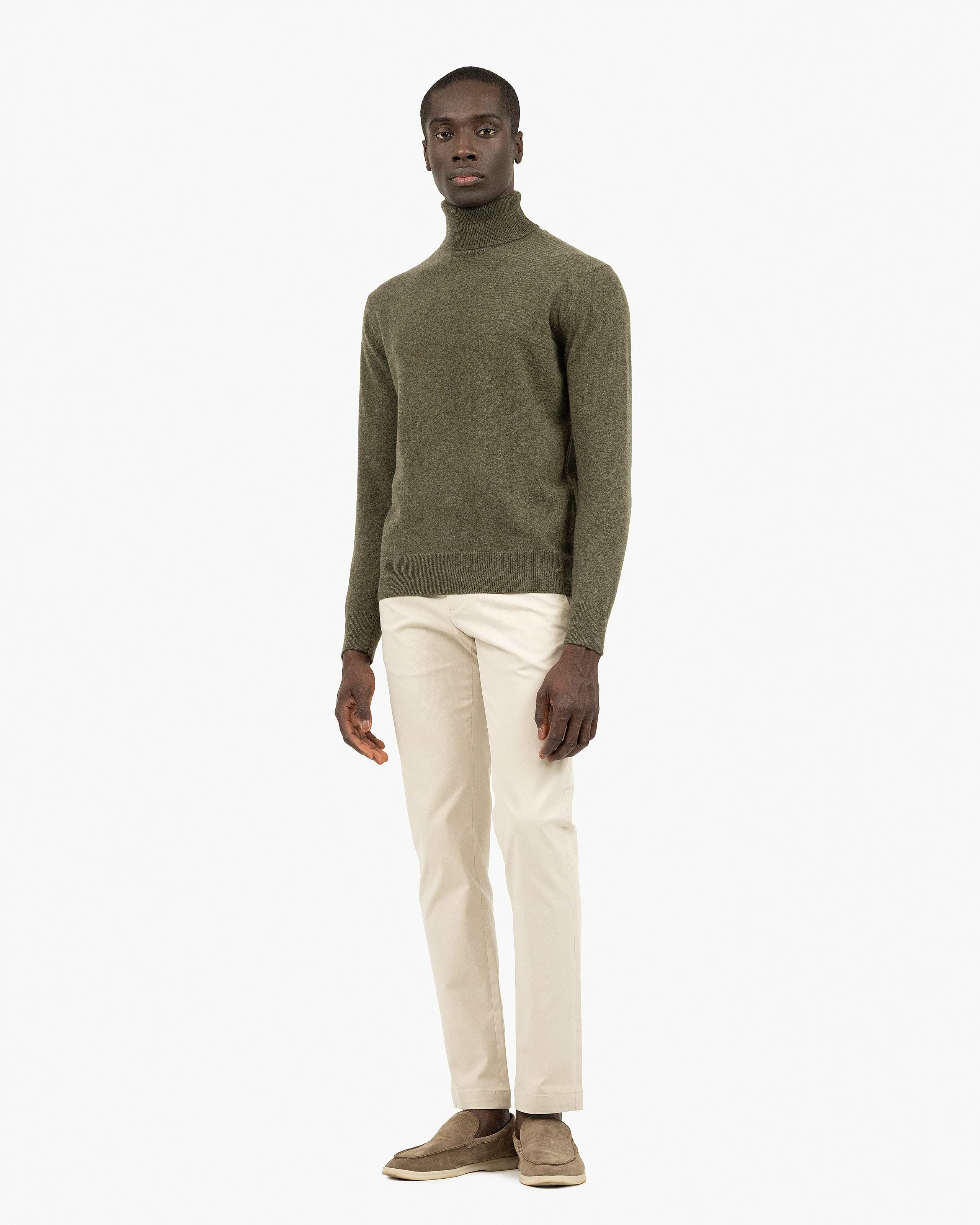 Men's Classic Cashmere Turtleneck Sweater - Green | MaisonCashmere