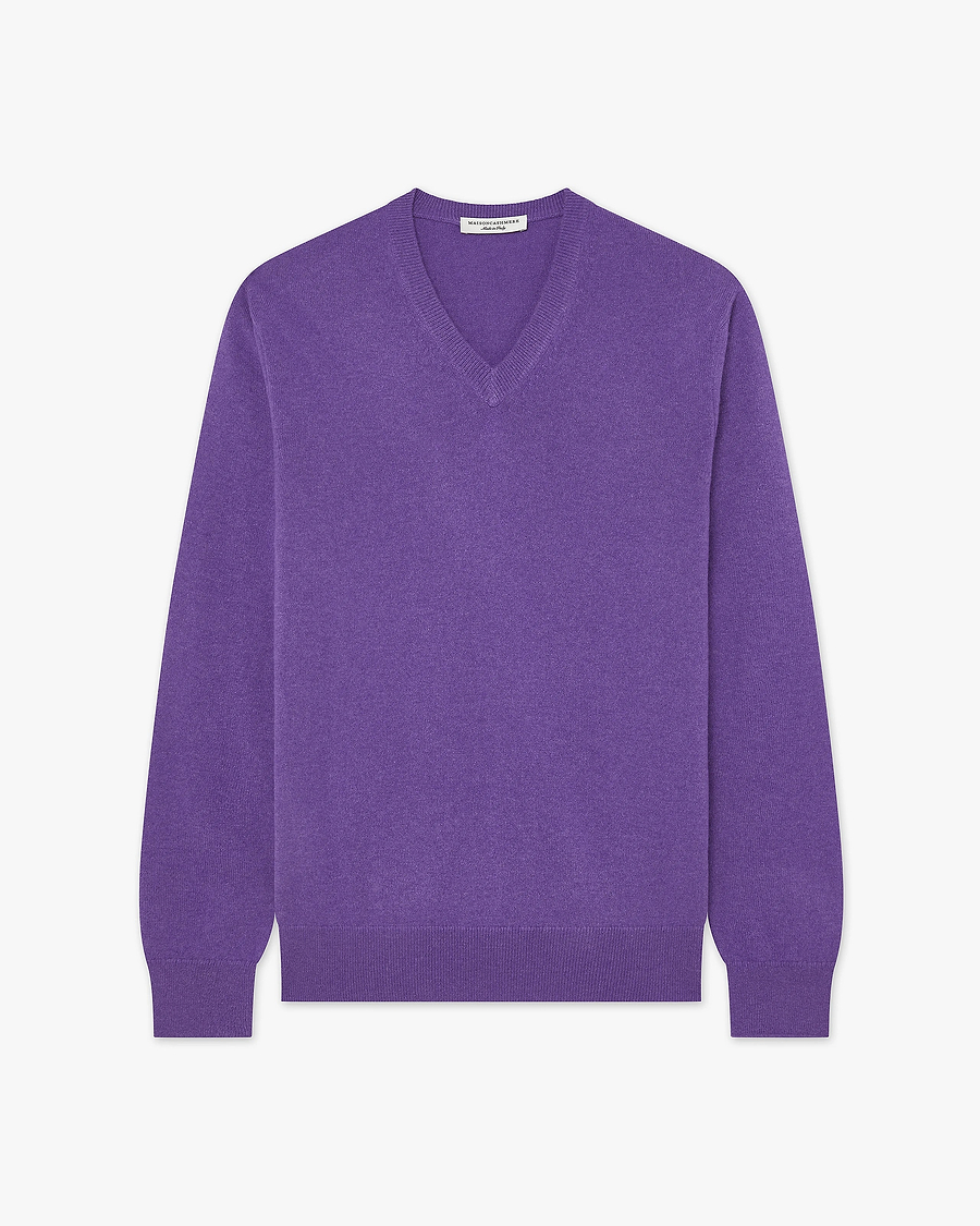 Men's Classic V-Neck Sweater - Purple Cashmere