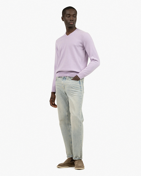 Men's Classic V-Neck Sweater - Lilac Cashmere
