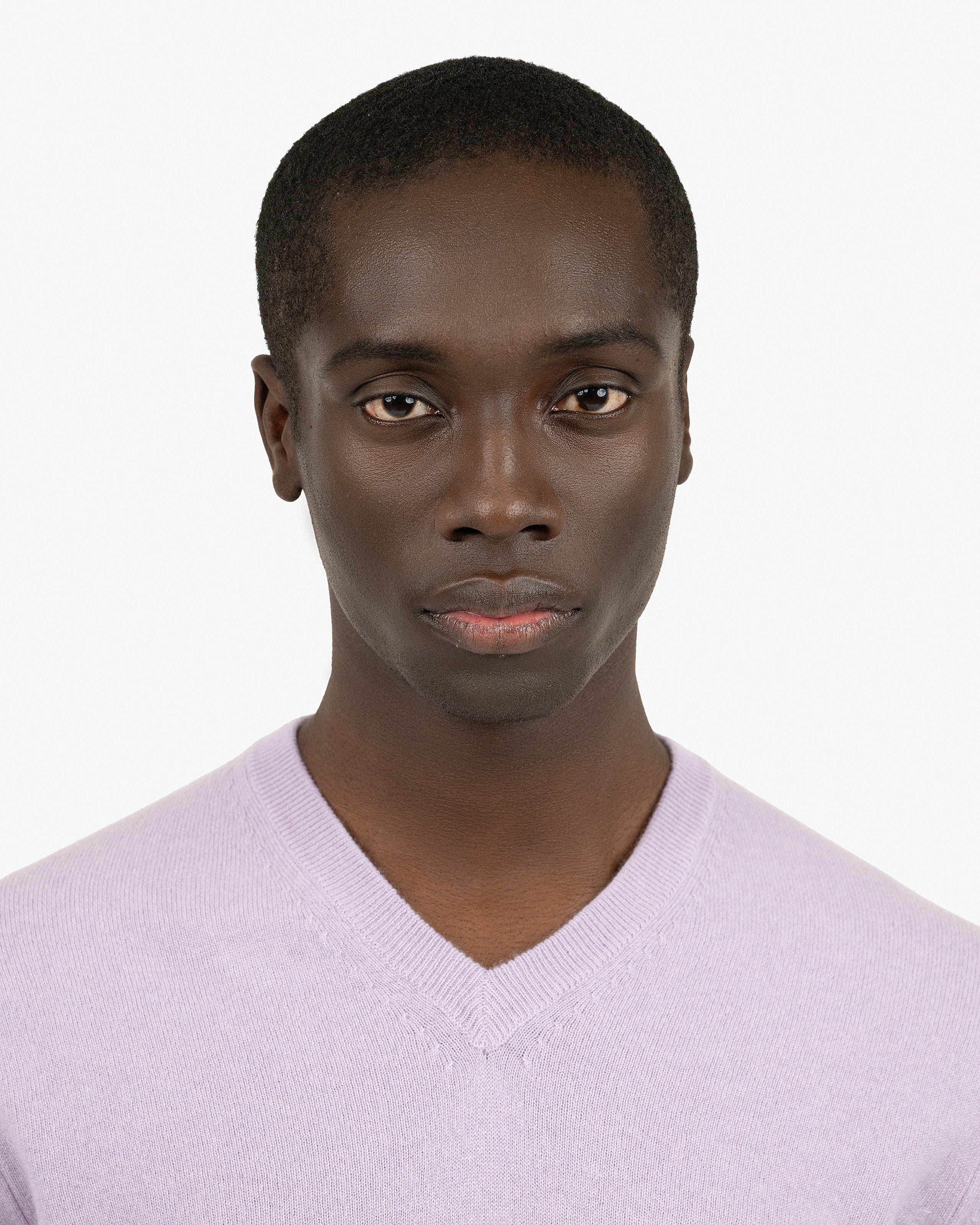 Men's Classic Cashmere V-Neck Sweater - Lilac | MaisonCashmere
