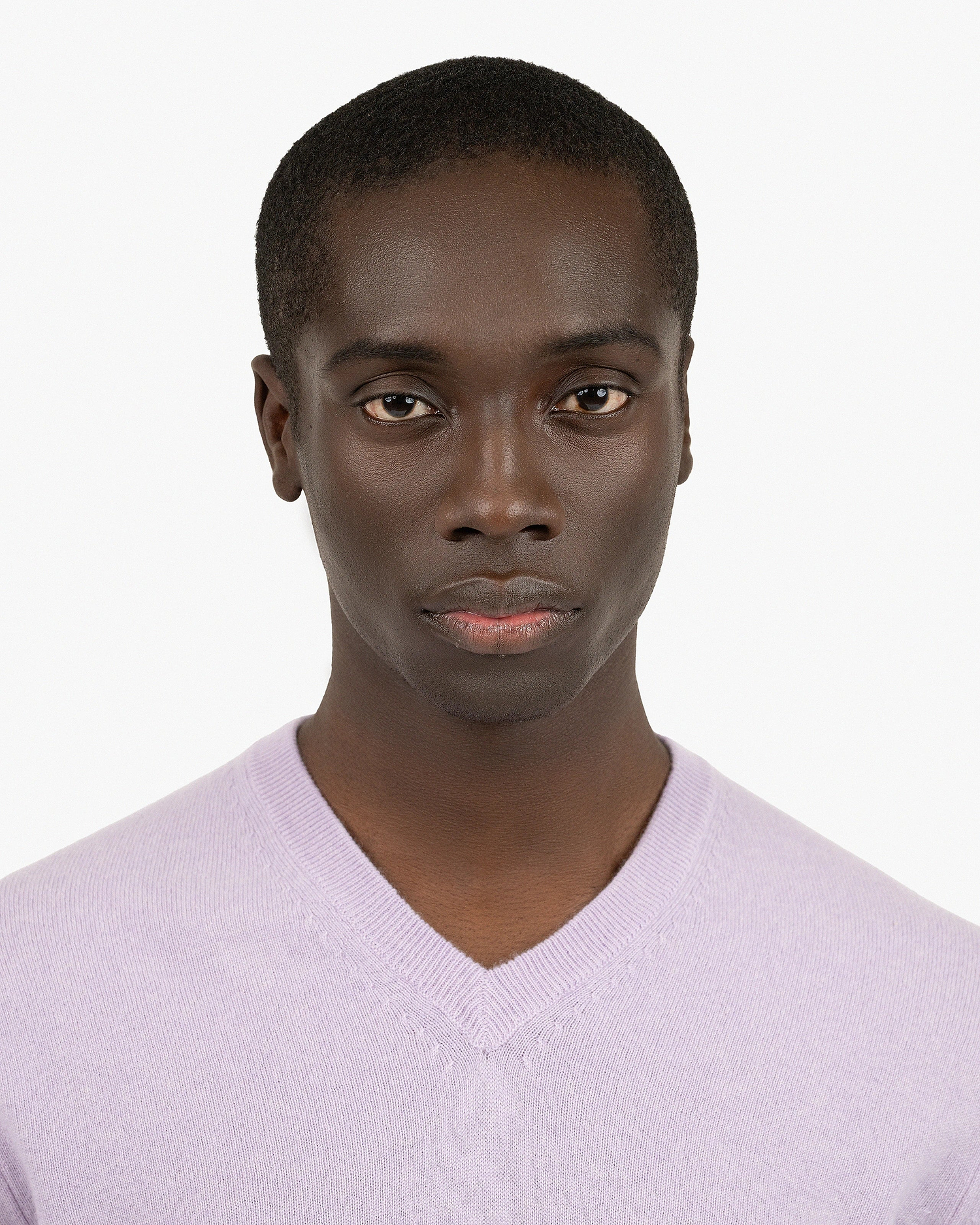 Men's Classic V-Neck Sweater - Lilac Cashmere