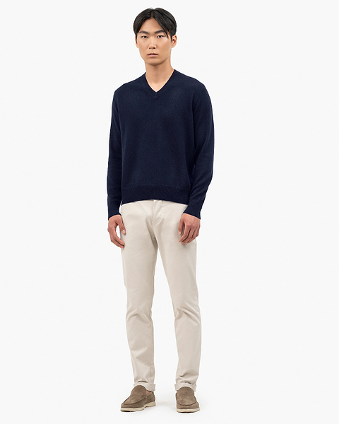 Men's Classic V-Neck Sweater - Night Blue Cashmere