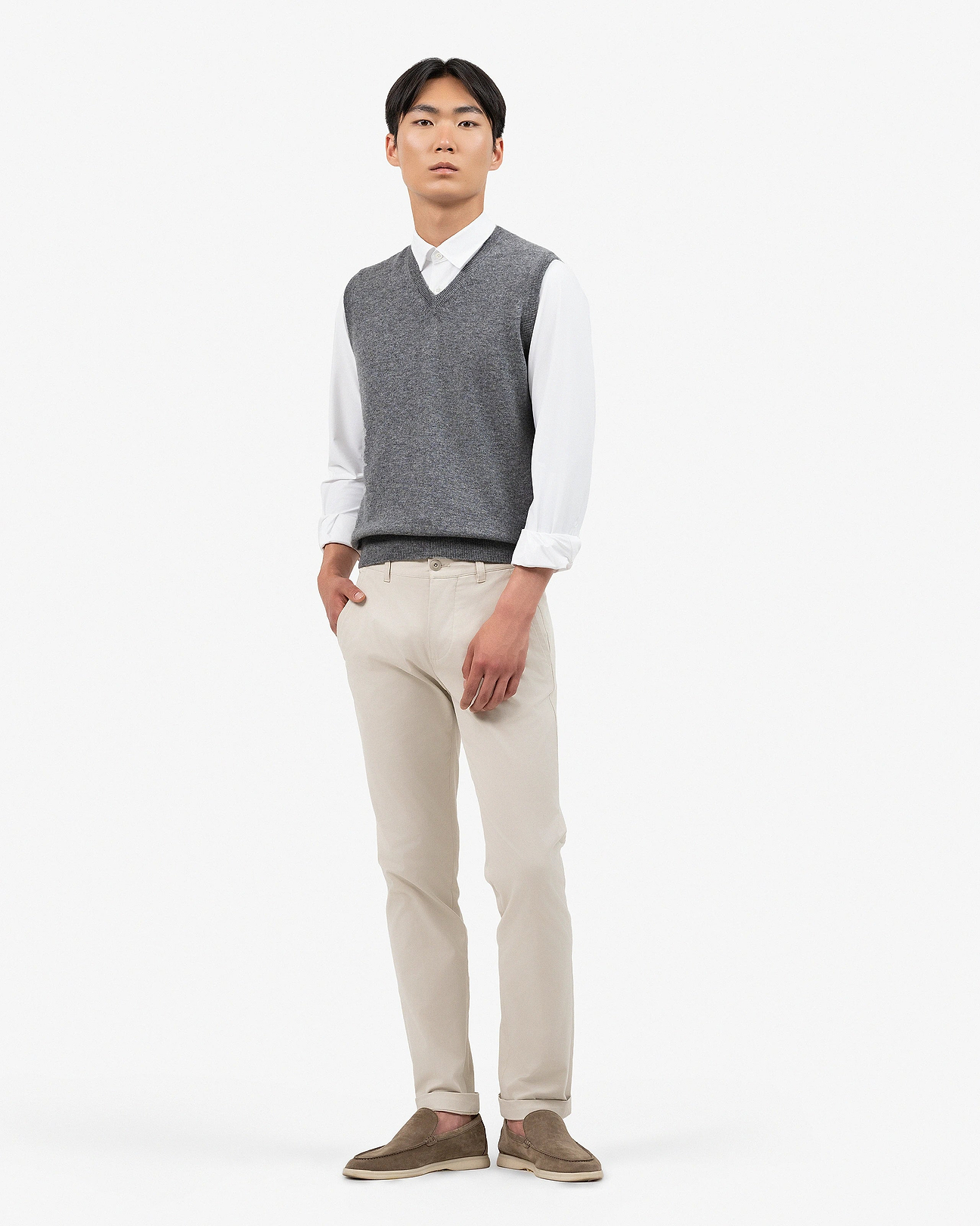 Men's Classic Cashmere Vest - Medium Grey | MaisonCashmere