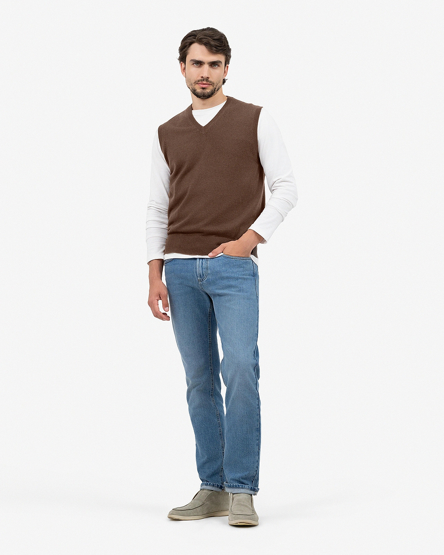 Men's Classic V-Neck Vest - Brown Cashmere