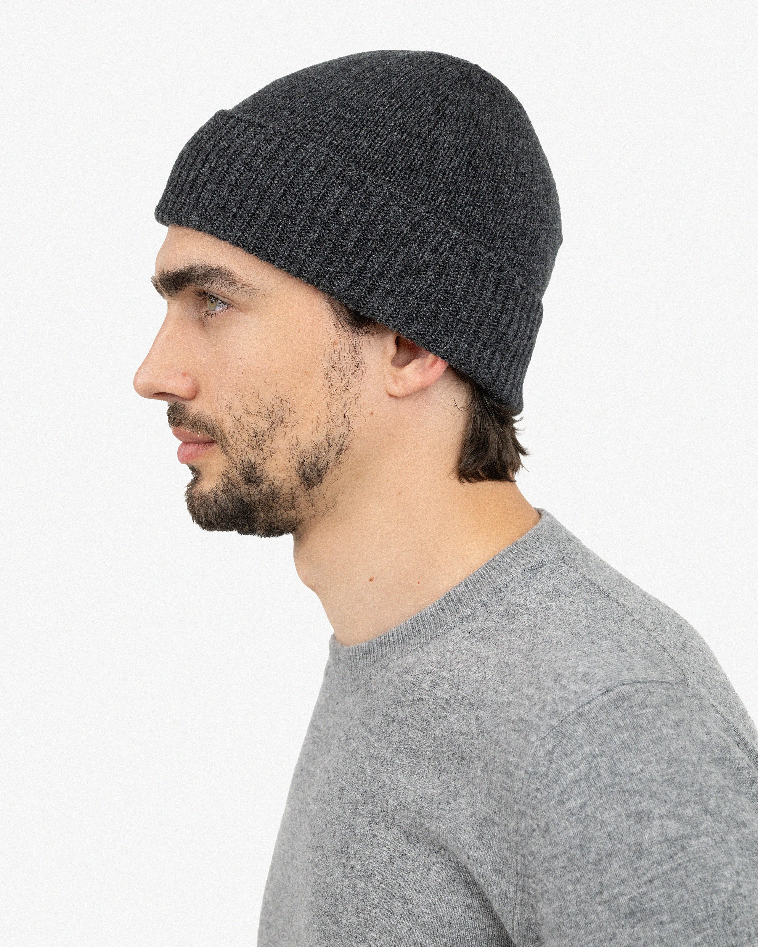 Men's Essential Hat - Charcoal Cashmere