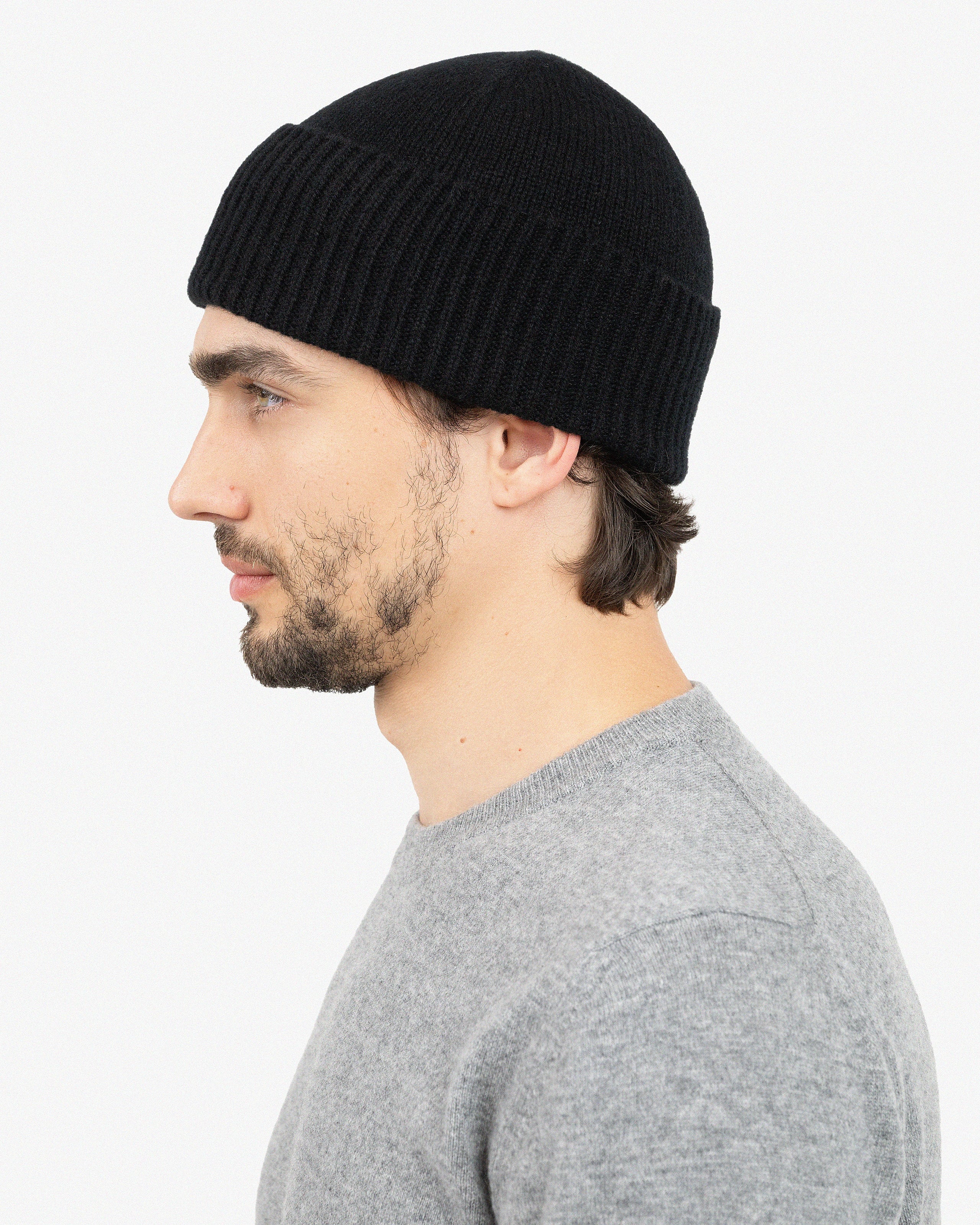 Men's Essential Hat - Black Cashmere