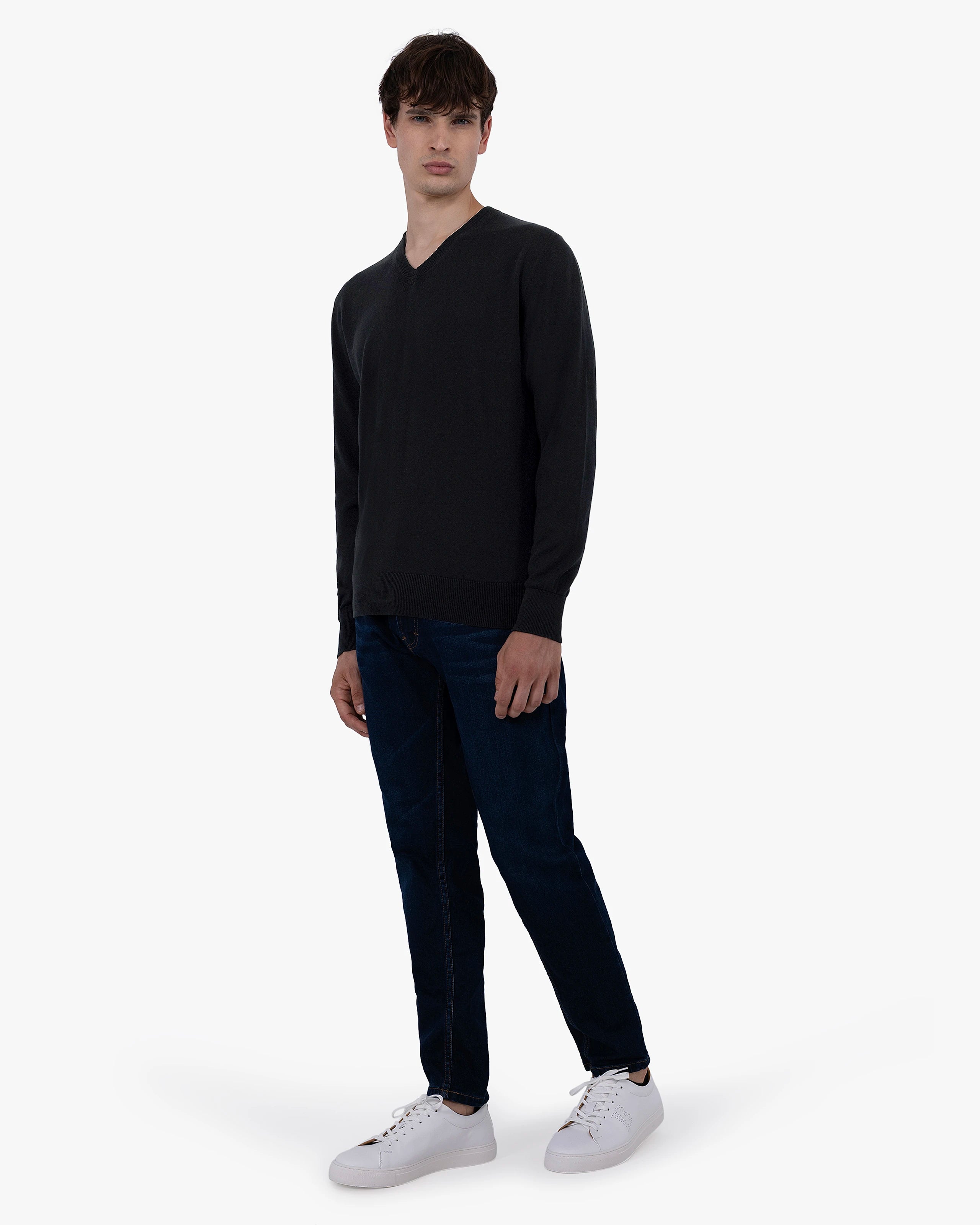 Men's Giza V-Neck Sweater - Black Cotone