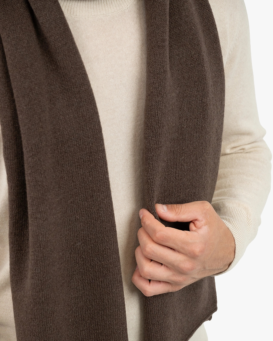 Men's Essential Maxi Scarf - Brown Cashmere