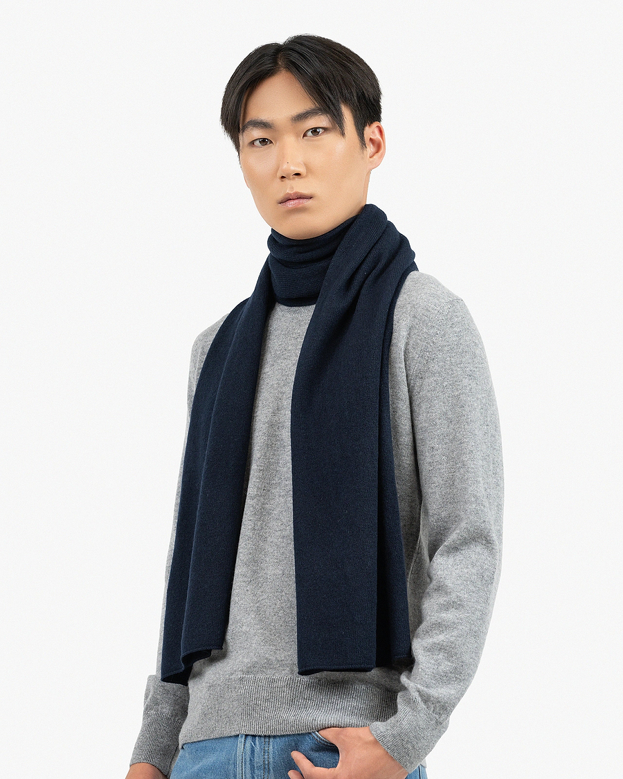 Men's Essential Maxi Scarf - Night Blue Cashmere
