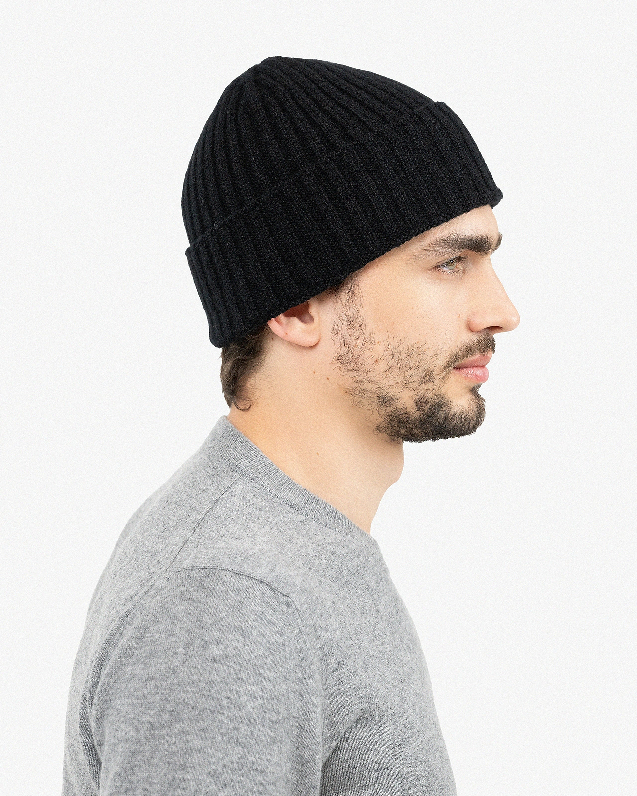 Ribbed Cashmere Hat for Men - Black | MaisonCashmere