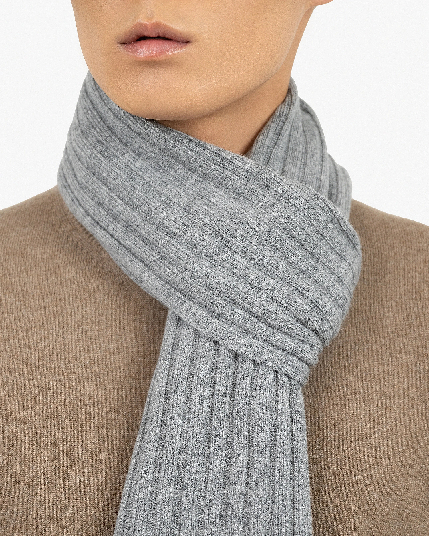 Men's Ribbed Scarf - Medium Grey Cashmere