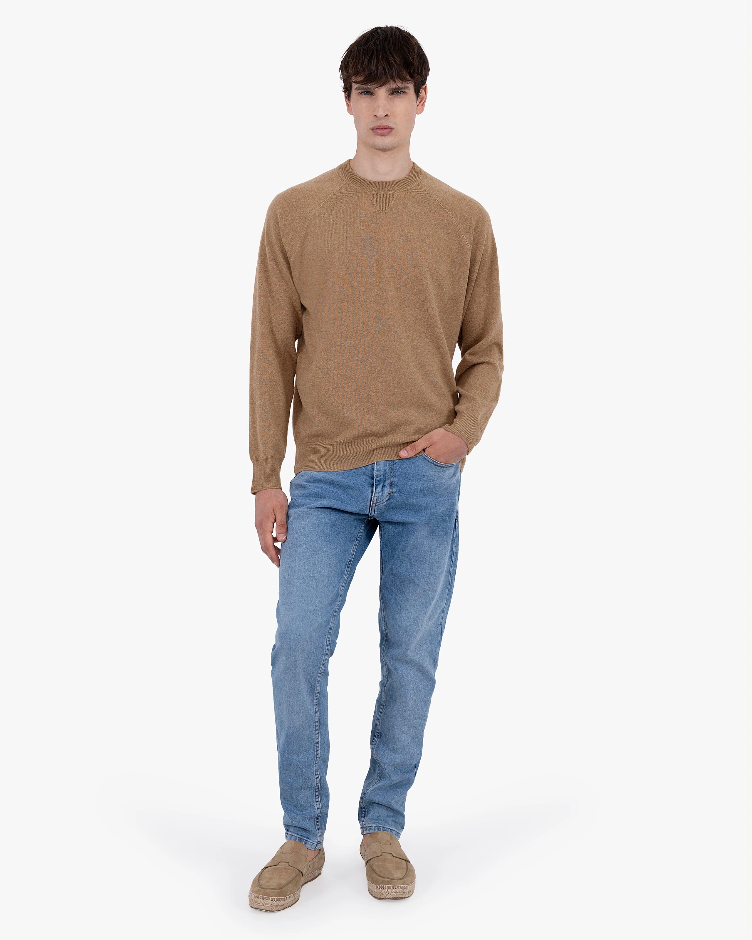 Men's Saxon Raglan Crew Neck Sweater - Hazelnut Merino
