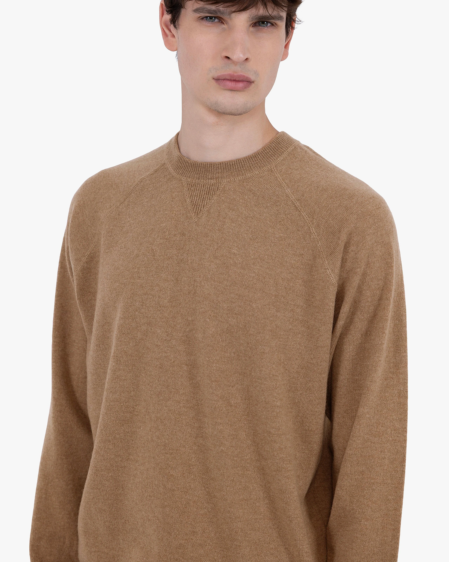 Men's Saxon Raglan Crew Neck Sweater - Hazelnut Merino