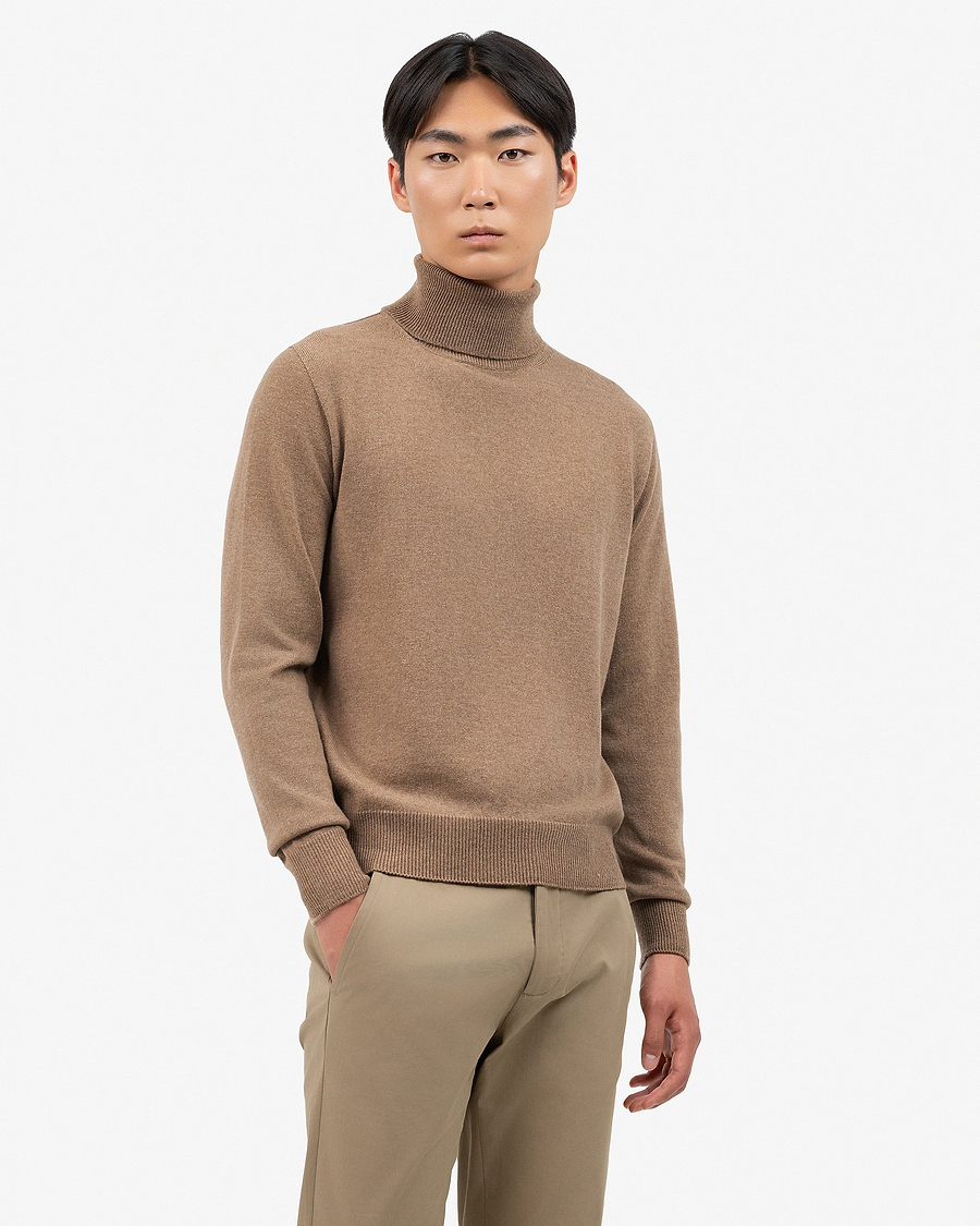 Men's Saxon Turtleneck Sweater - Hazelnut Merino