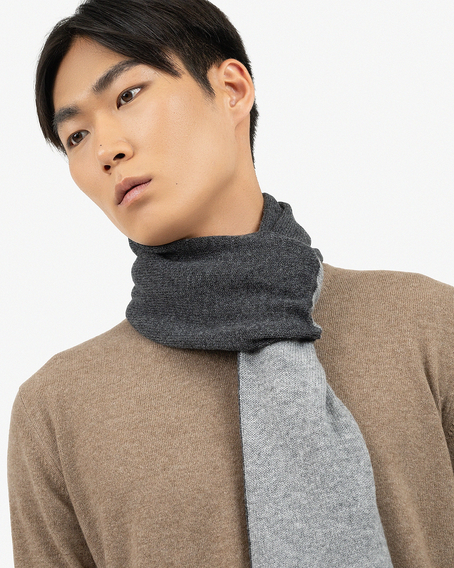 Men's Two-Tone Scarf - Charcoal Cashmere