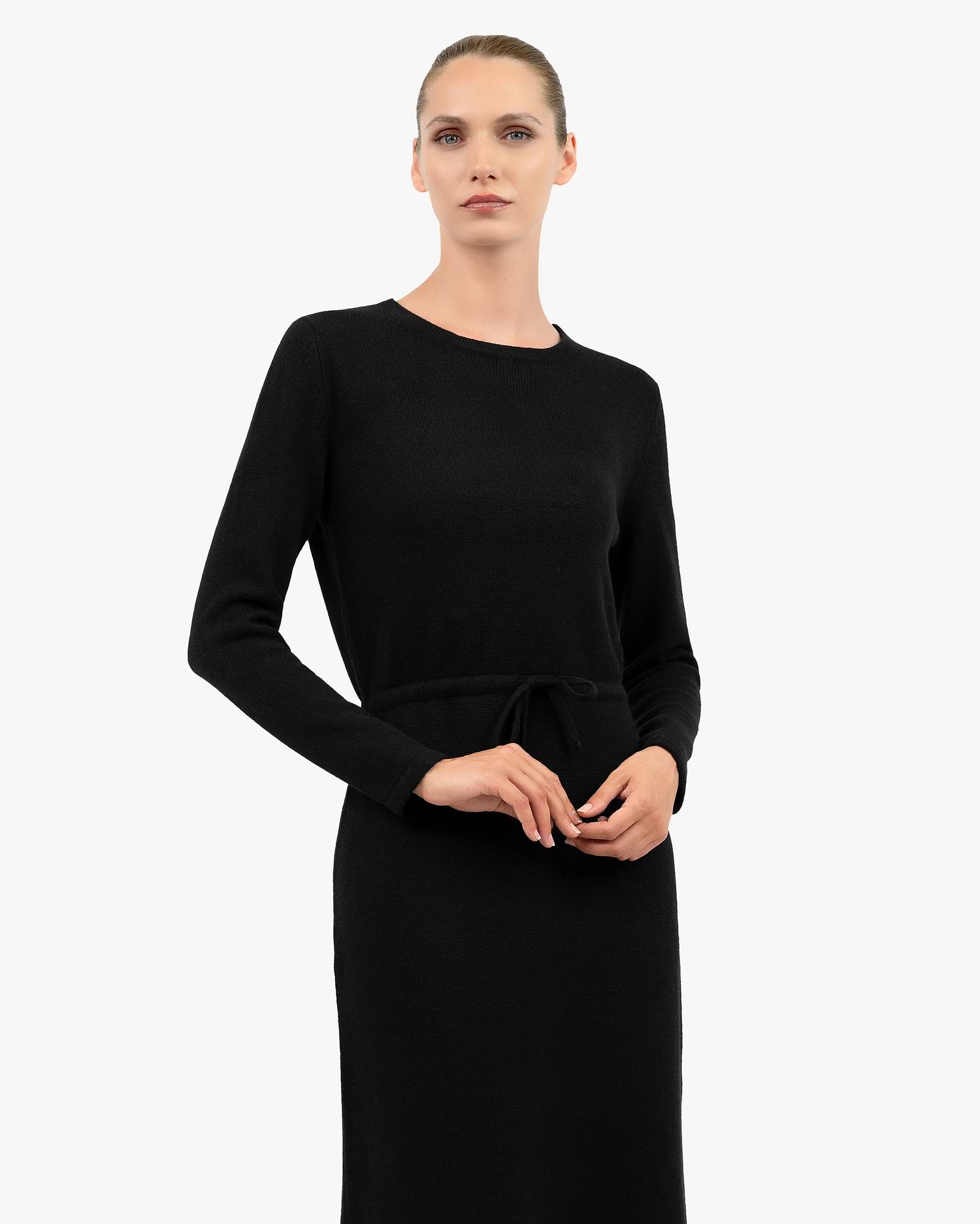 Siena Wool-Cashmere Midi Dress - Black | MaisonCashmere Siena Wool-Cashmere Midi Dress - Black | MaisonCashmere