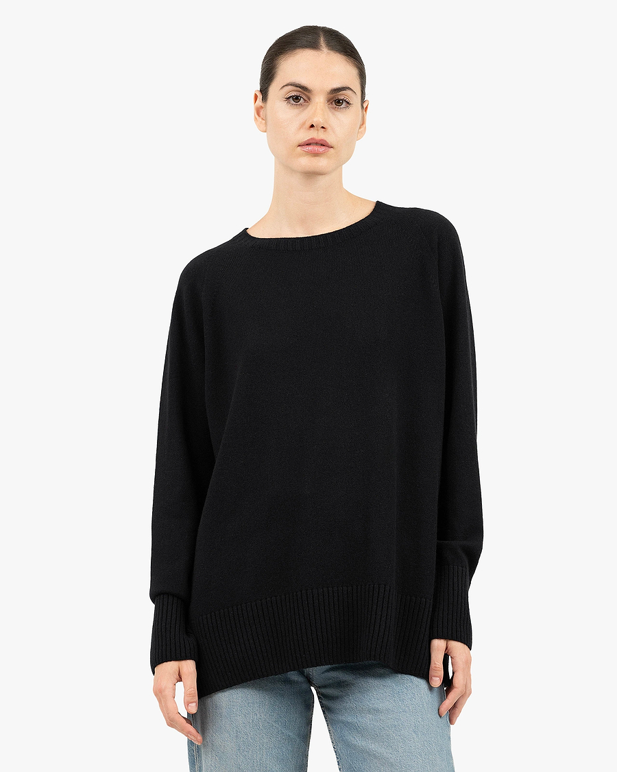 Mosel Maxi Boat Neck - Black Cashmere