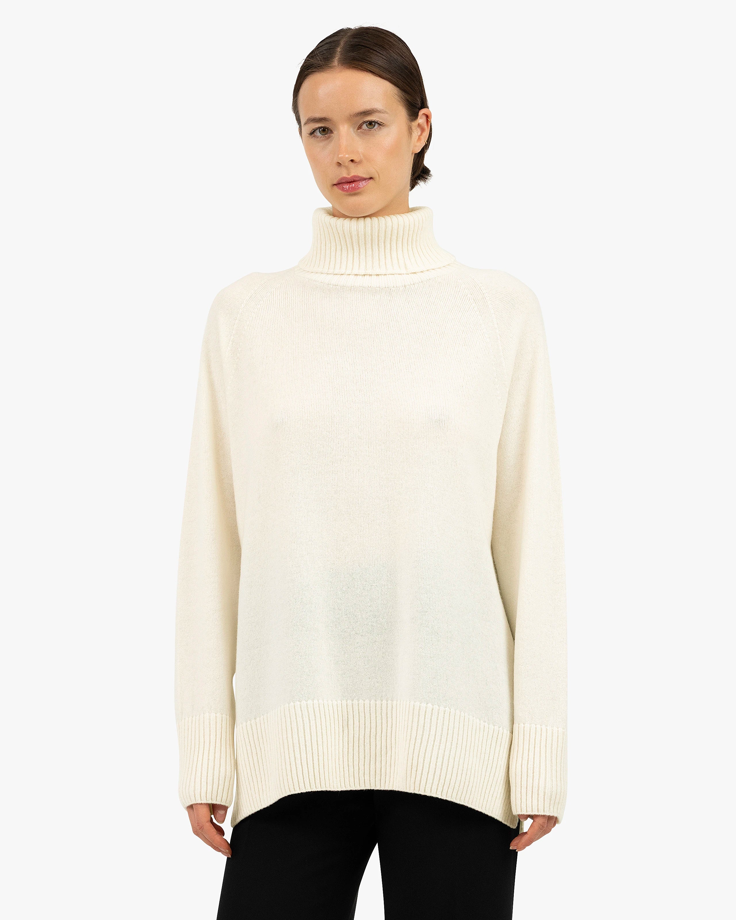 Mosel Maxi Turtleneck Sweater - White Cashmere