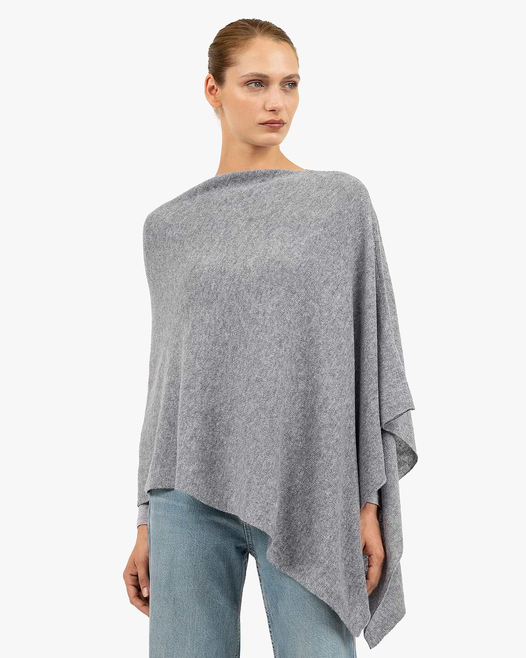 Twoside Sciarpa Poncho by Passigatti - € 49,95 Twoside Sciarpa Poncho by Passigatti - € 49,95