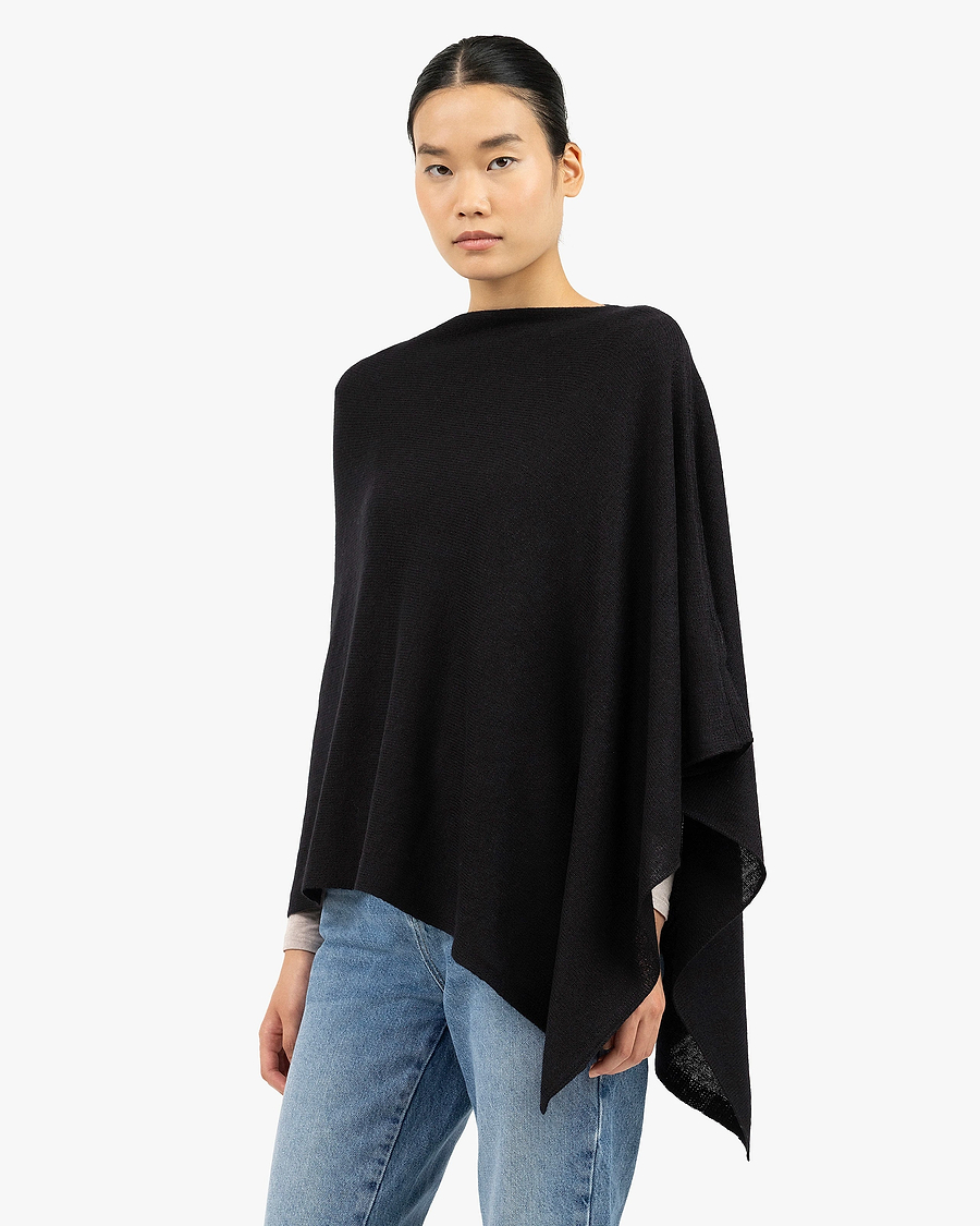Essential Poncho - Black Cashmere