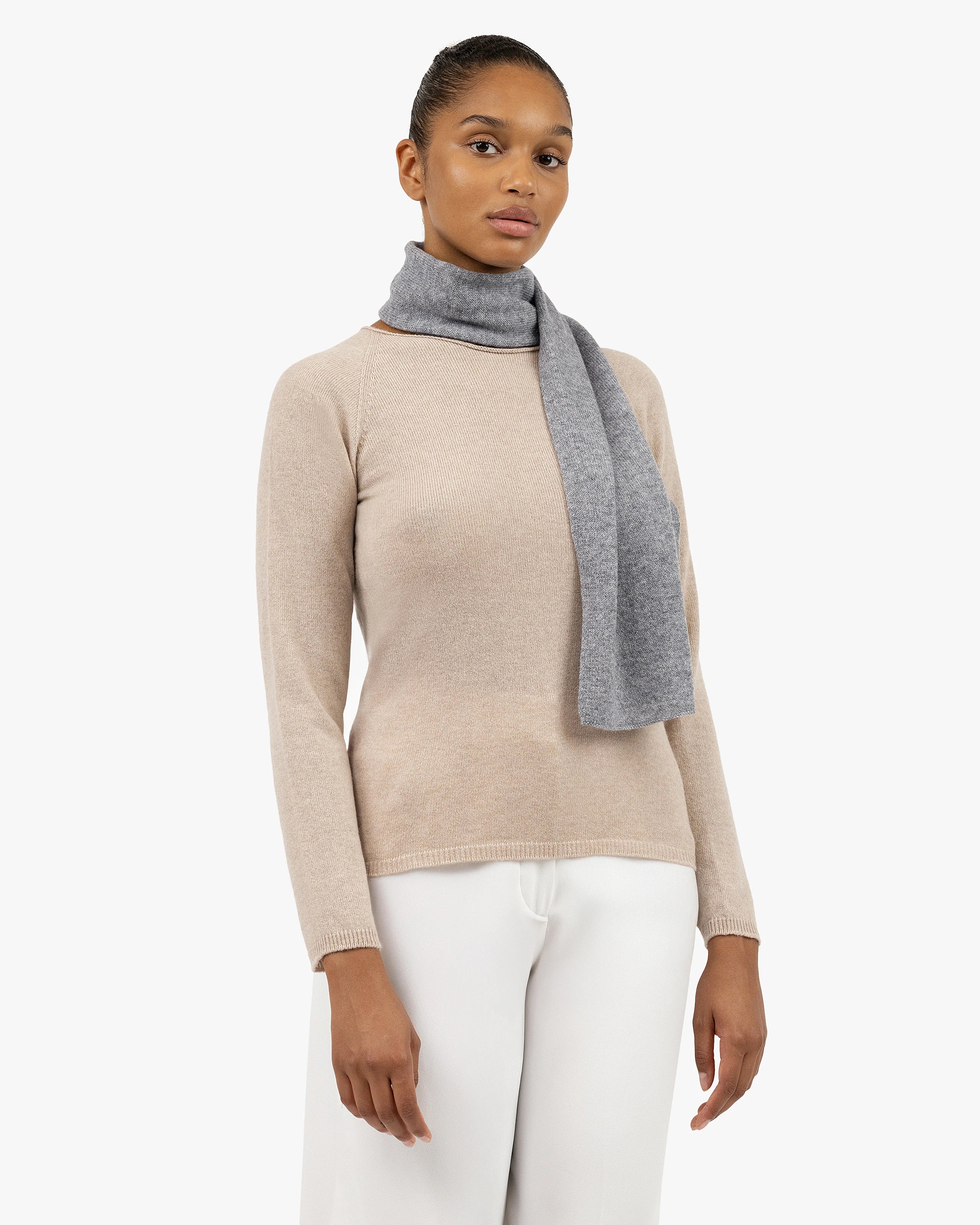 Women's Essential Scarf - Medium Grey Cashmere
