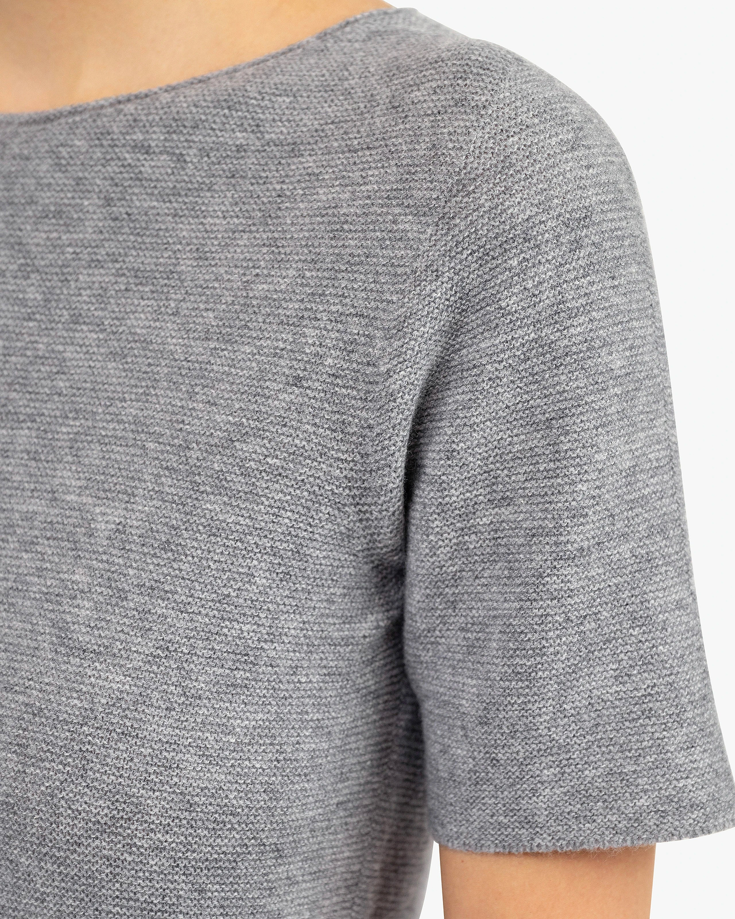 Soffio Boat Neck Tee - Medium Grey Cashmere