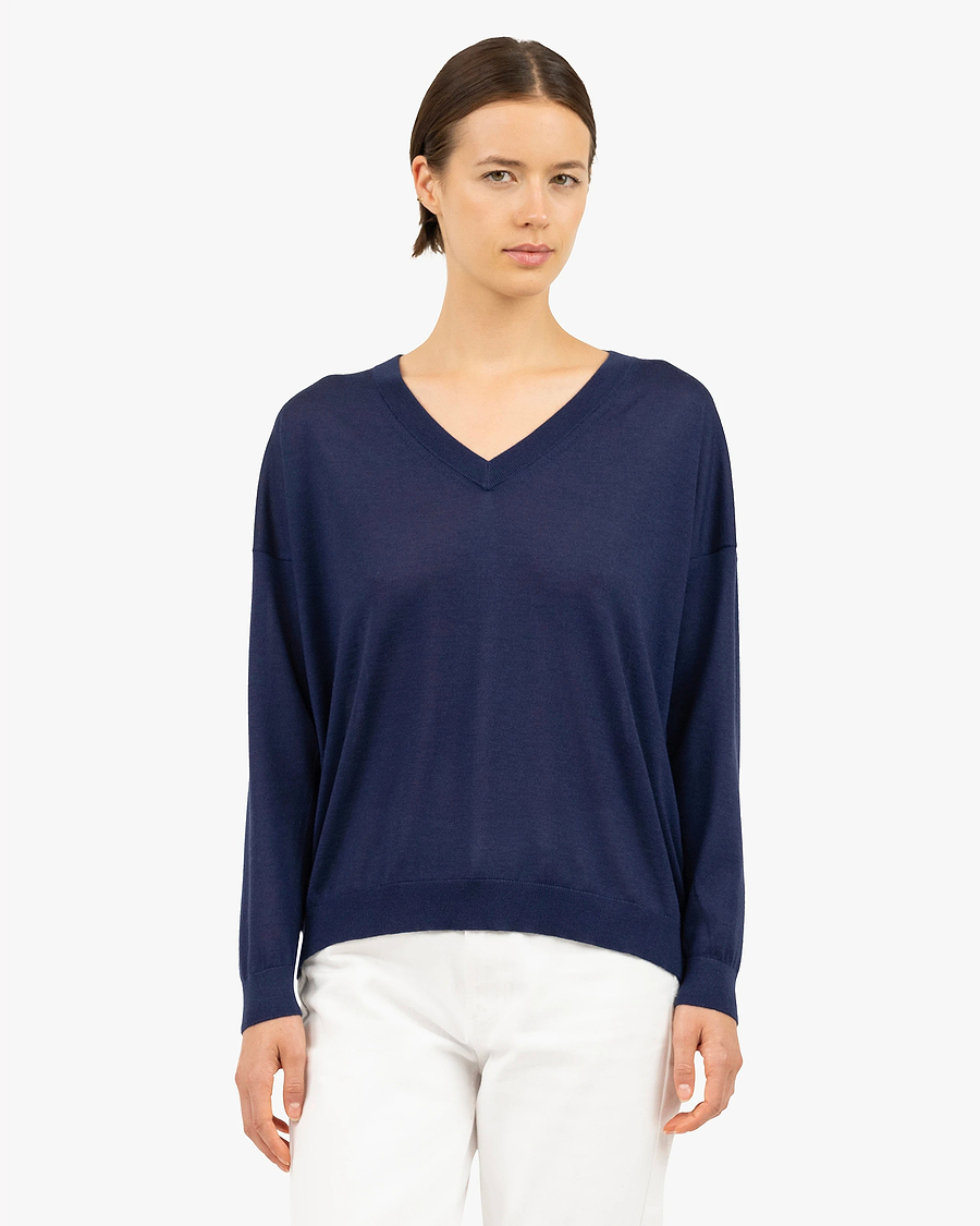 Women's Belvoir V-Neck Sweater - Blue Cashmere / Seta