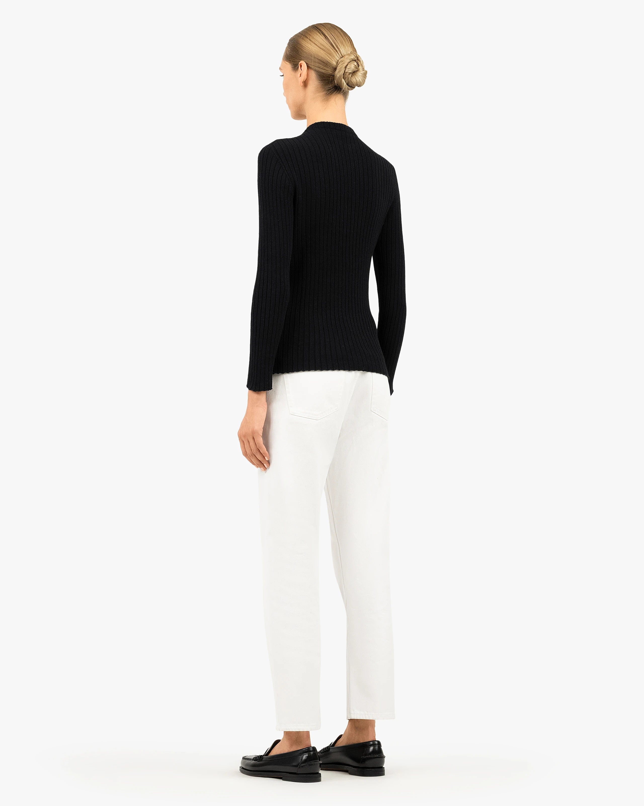 Women's Brera Crew Neck Sweater - Black Cashmere