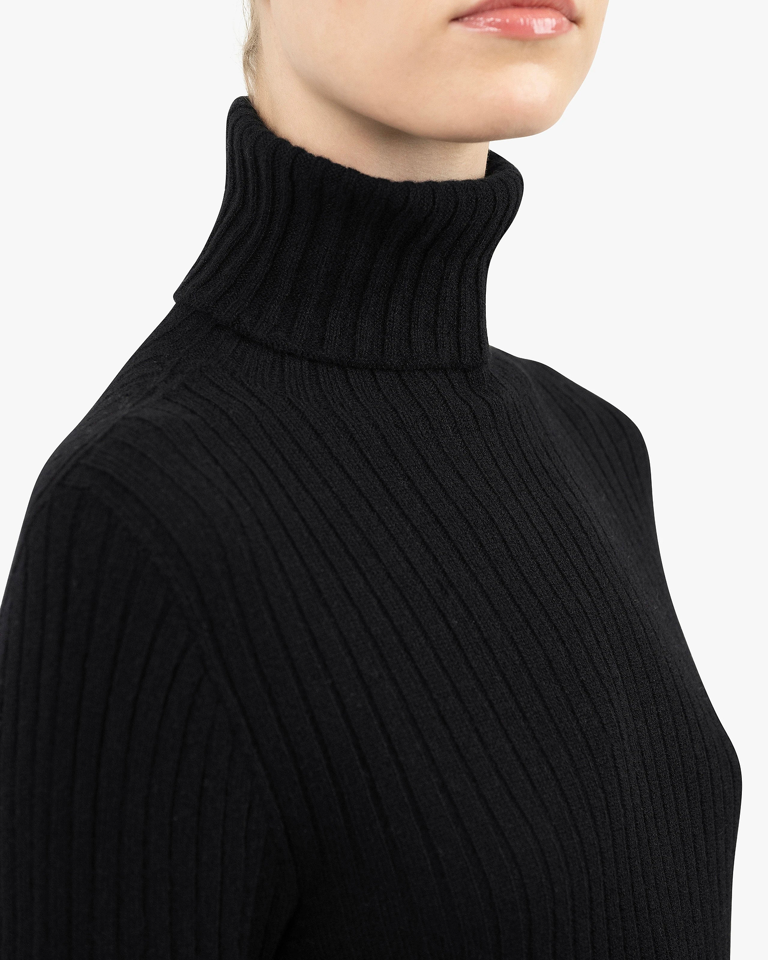 Women's Brera Turtleneck Sweater - Black Cashmere
