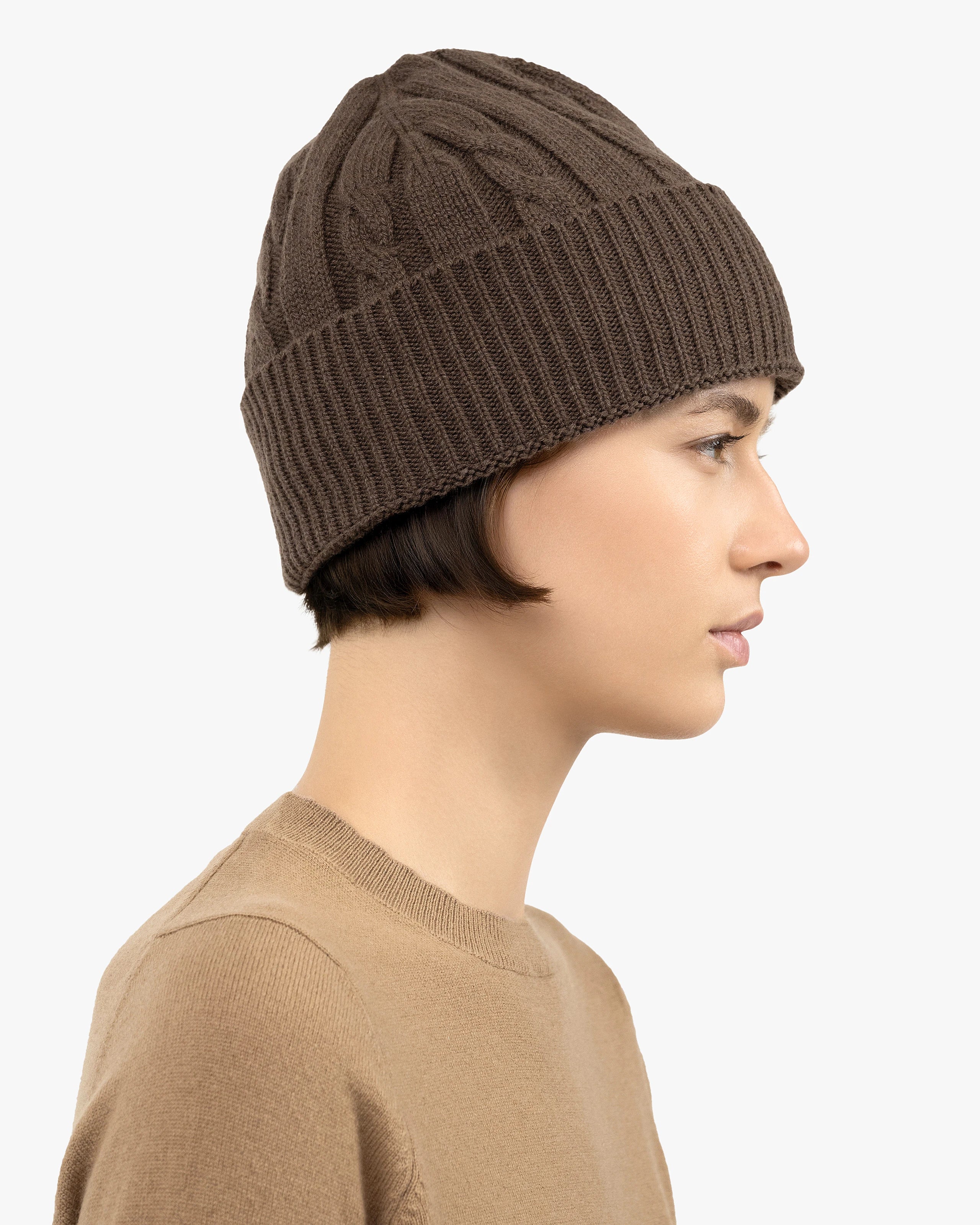 Women's Cable Knit Hat - Brown Cashmere