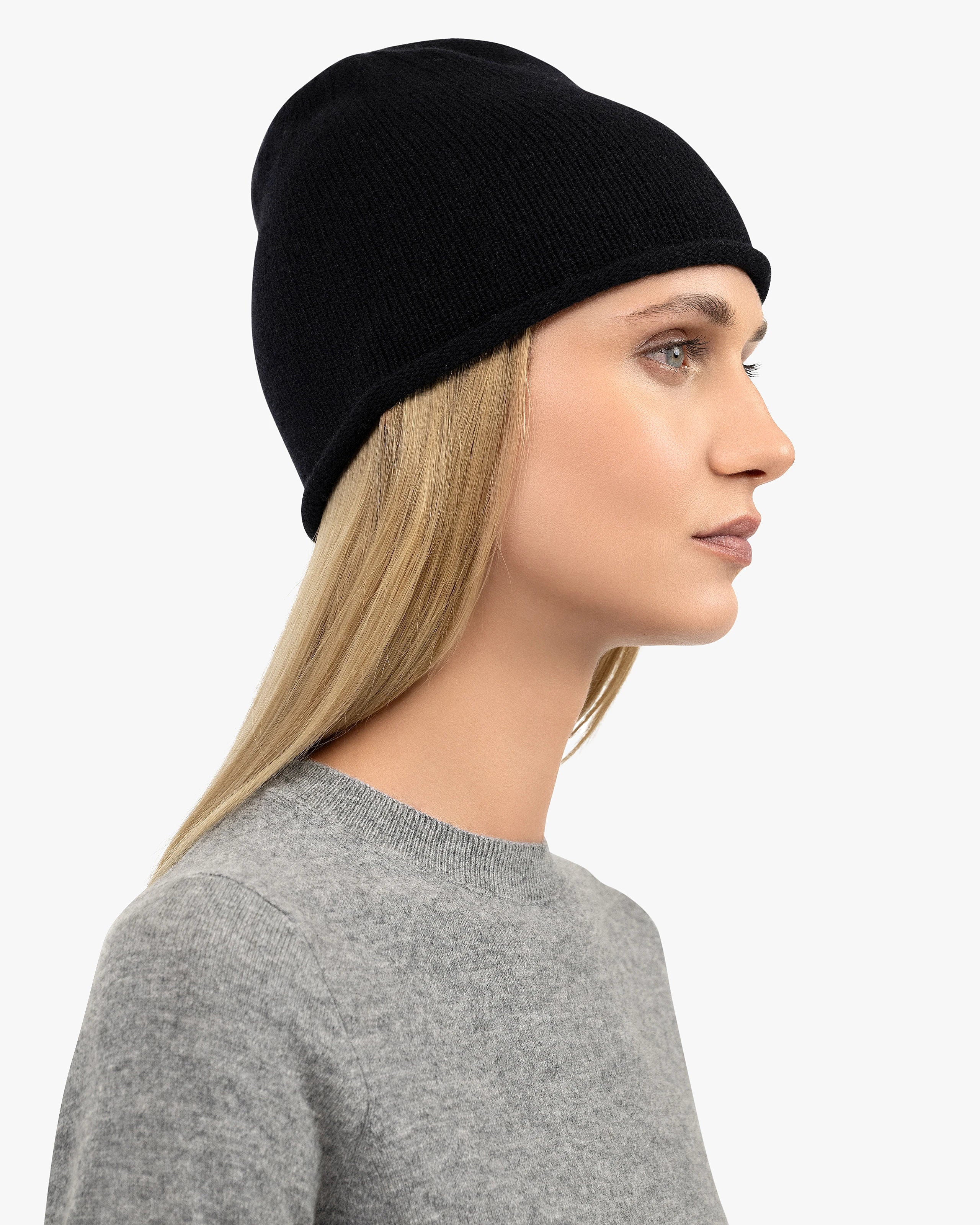 Women's San Carlo Beanie - Black Cashmere